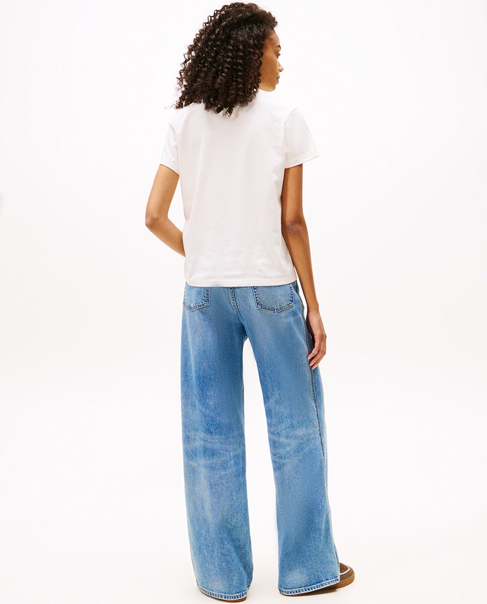 T-shirt Regular Fit com Logótipo Linear Cru-2