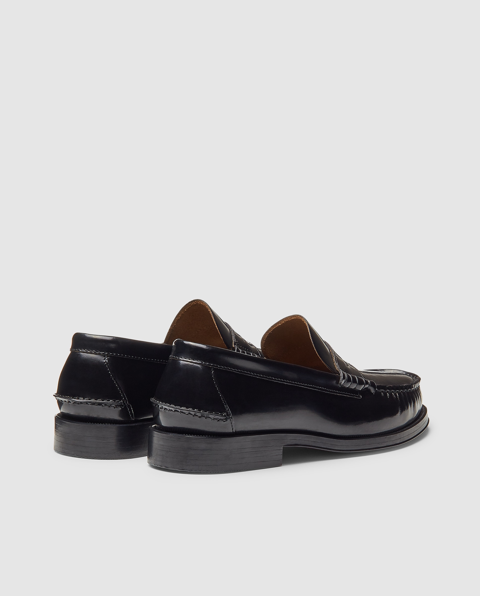 Mocasin castellano de hombre de piel florentic con piso de cuero Negro-3
