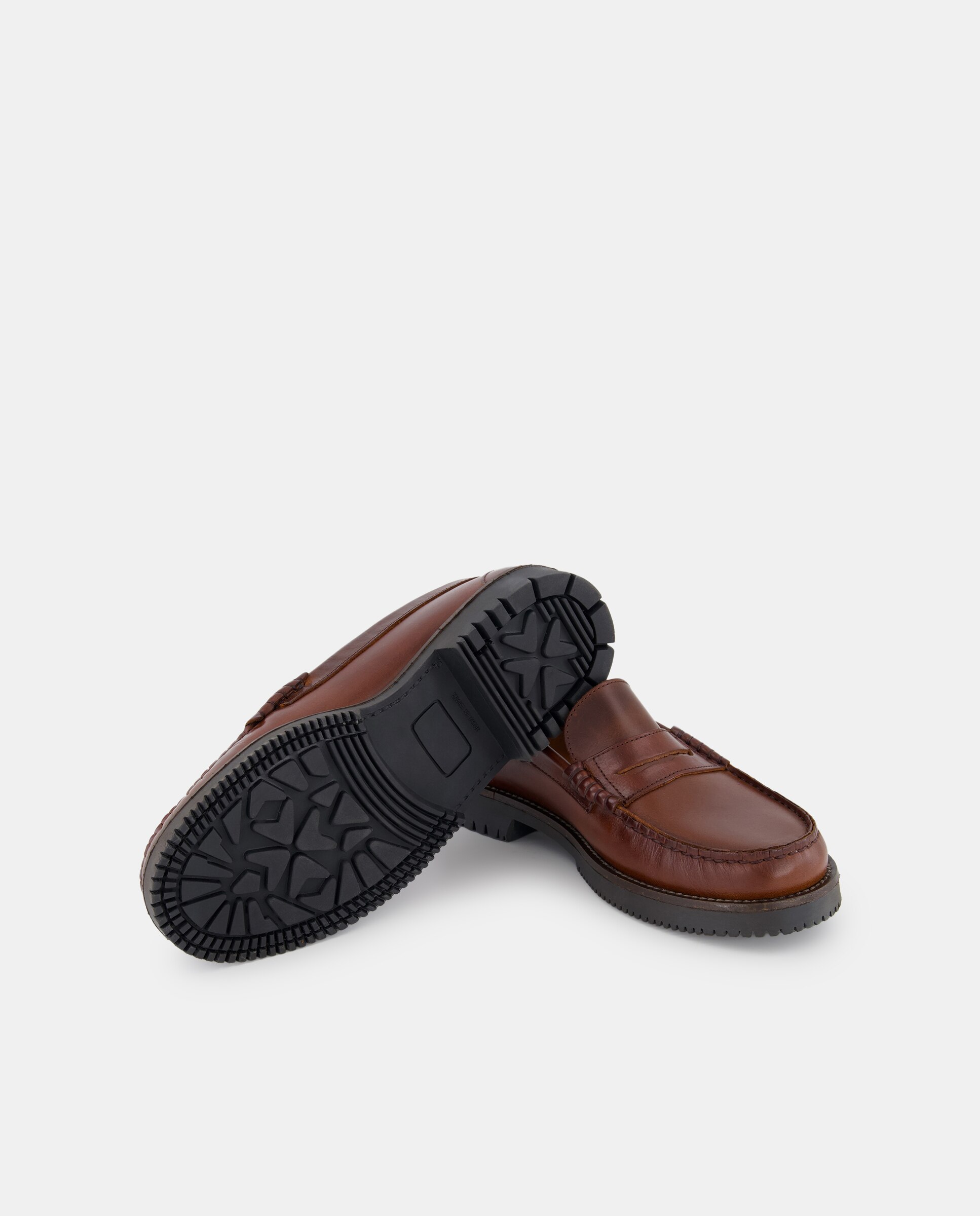 Mocasín antifaz de hombre de piel con piso de goma Marrón-4