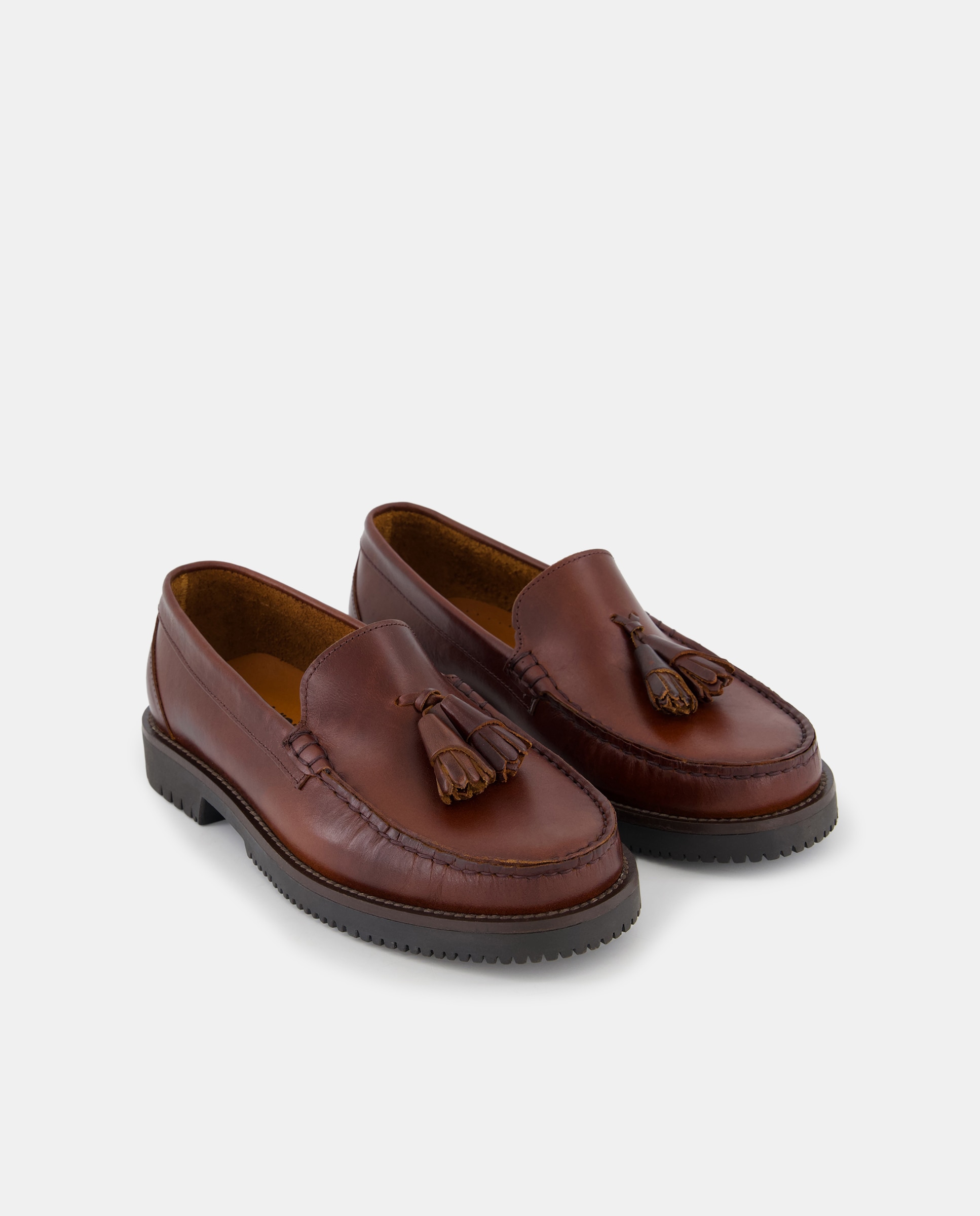 Mocasín borlas de hombre de piel con piso de goma Marrón-4