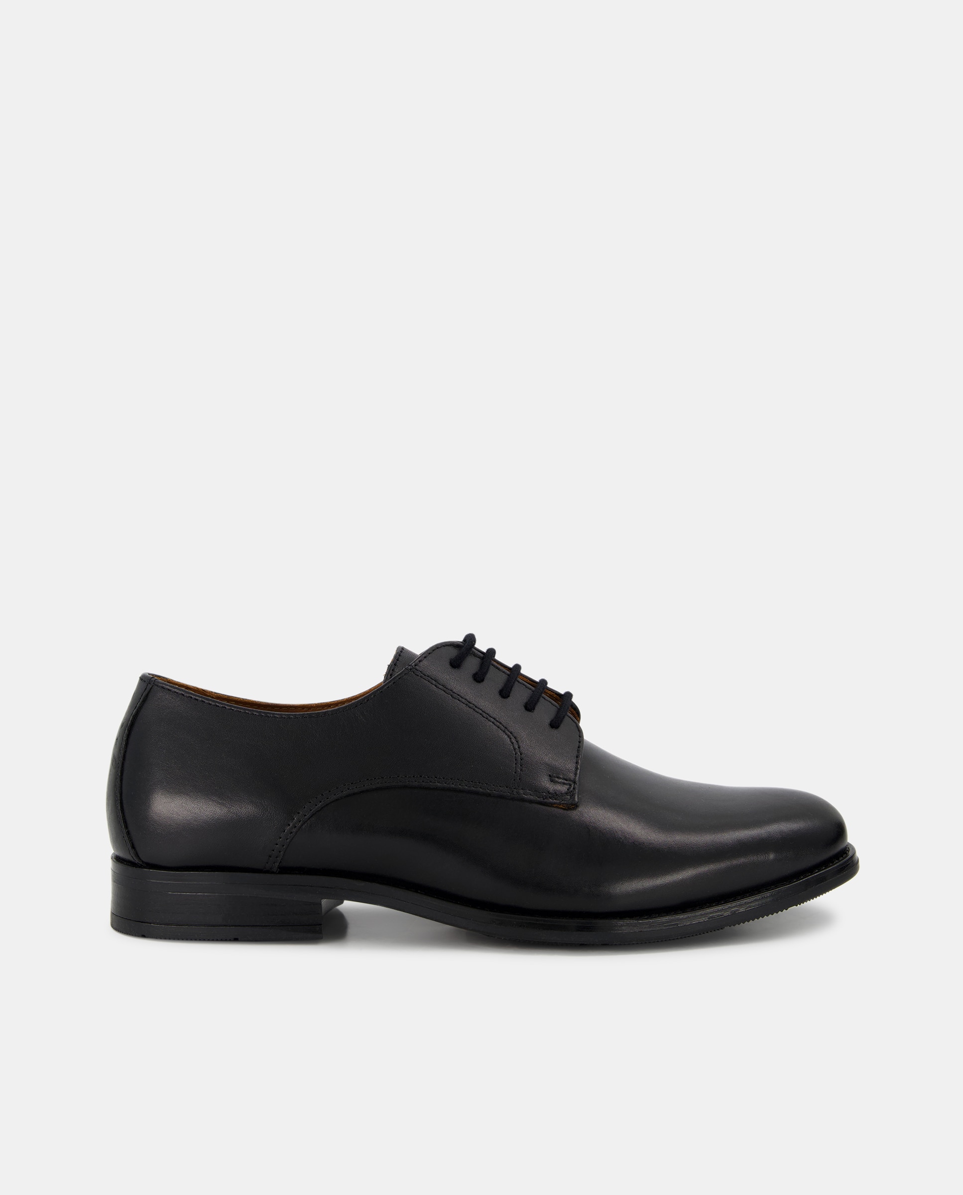 Imagen 0 de Zapato cordones de hombre pala lisa de piel con piso de goma