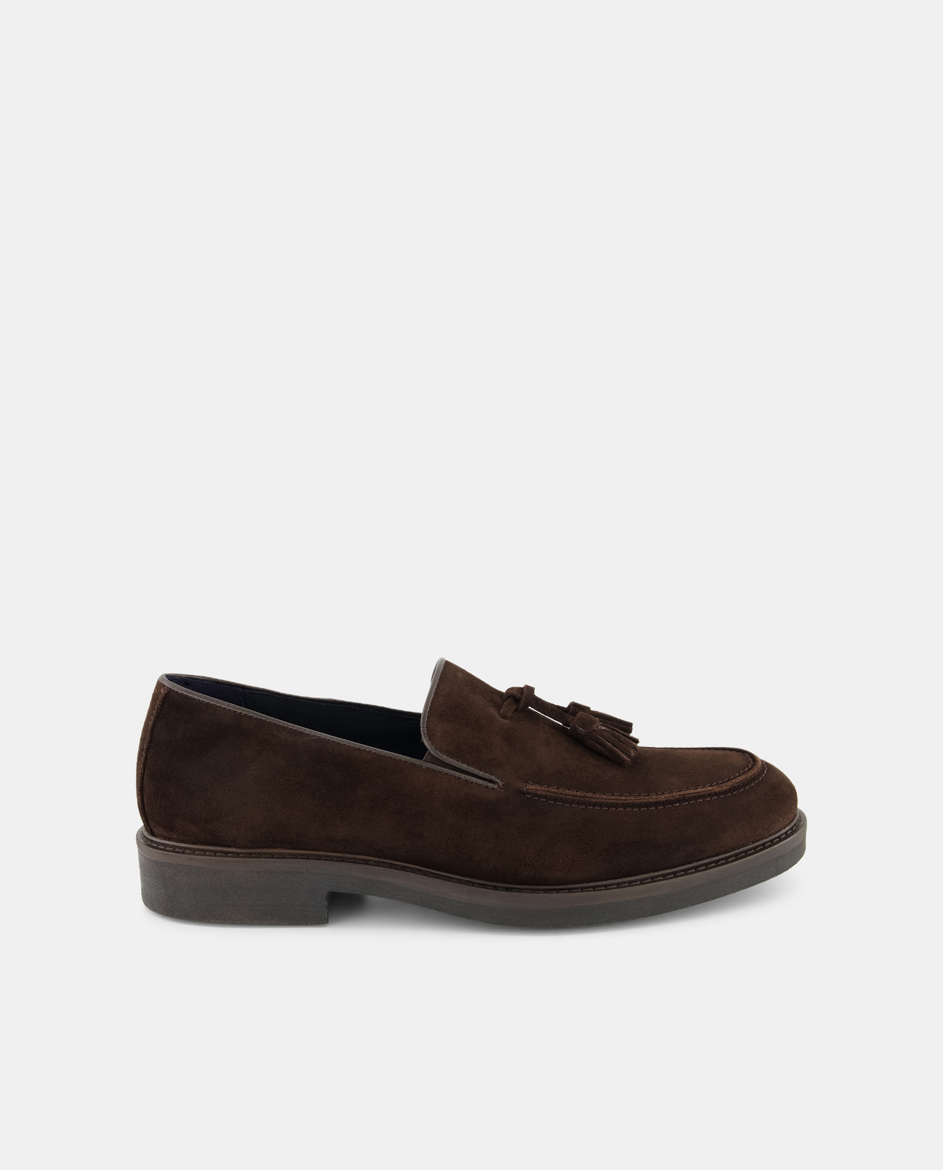 Imagen 0 de Mocasin borlas de hombre de serraje con piso de goma