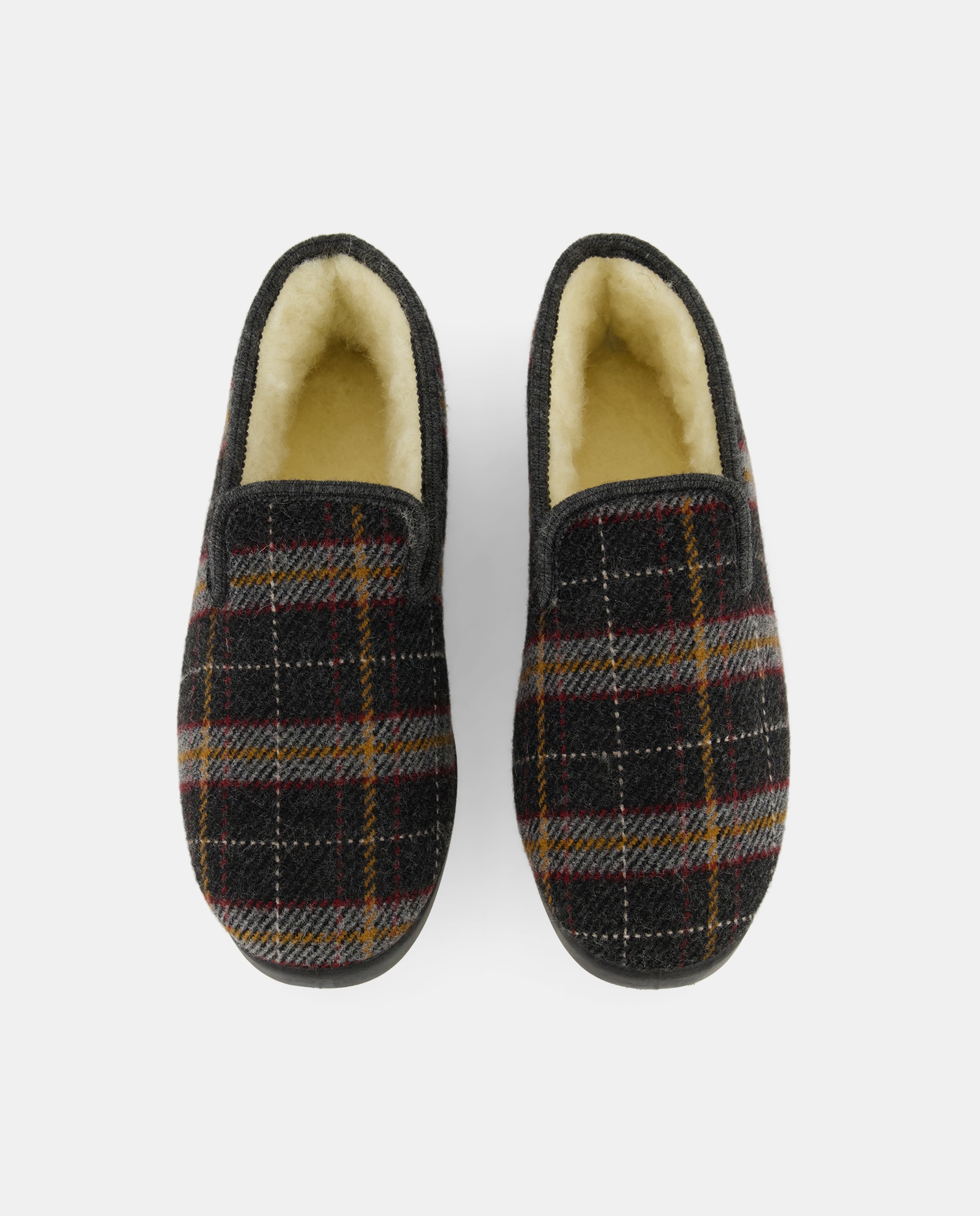 Zapatilla cerrada cuadro forro lana norteñas p/g Gris-4