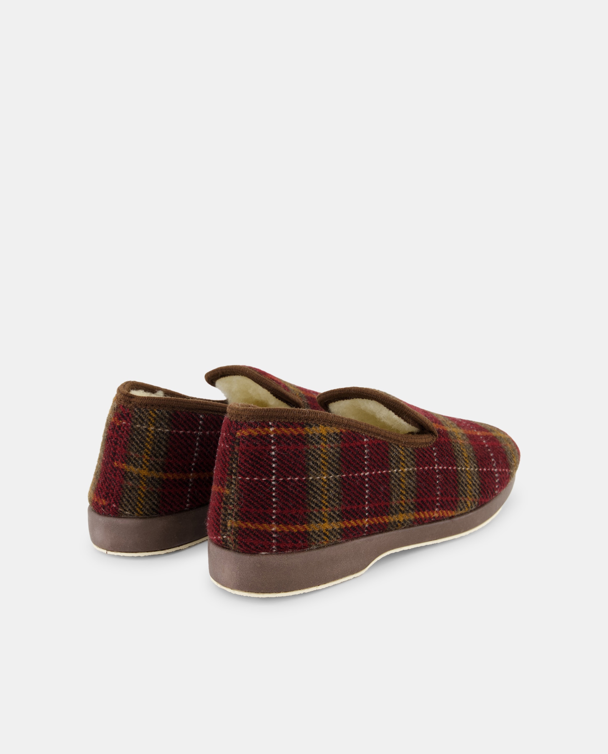 Zapatilla cerrada cuadro forro lana norteñas p/g Rojo-3