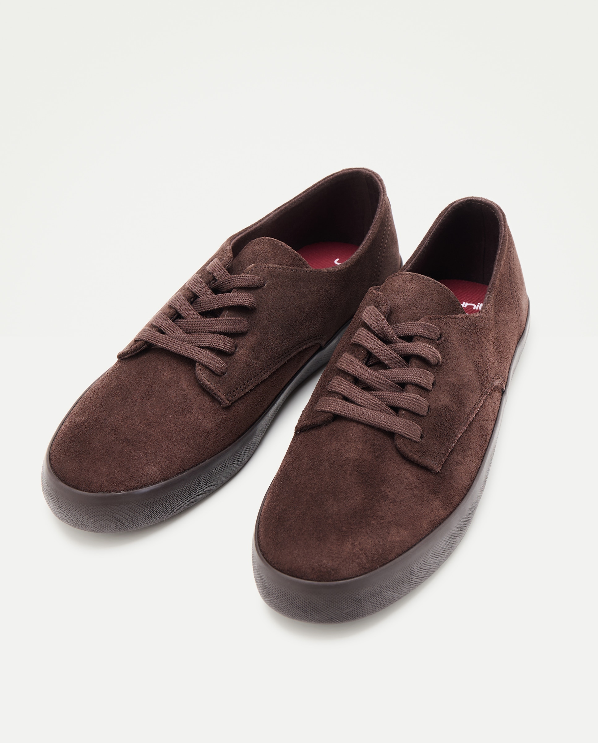 Zapato de hombre cordones de serraje con piso de goma Chocolate-2