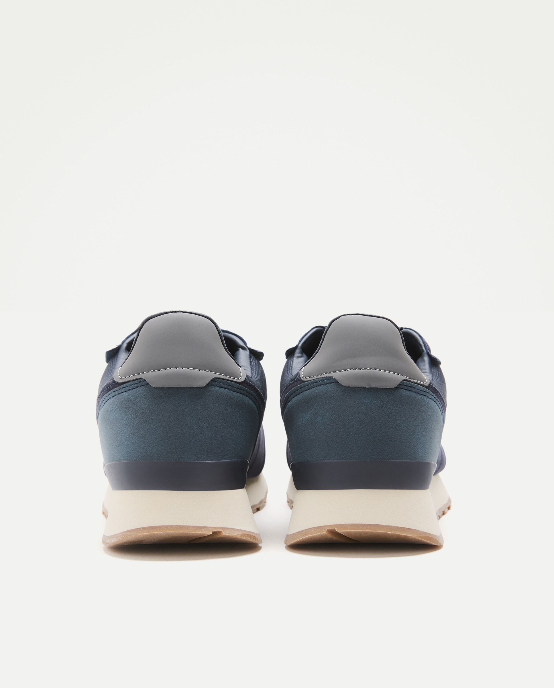 Deportivo cordones con piso de eva y goma Azul marino-3