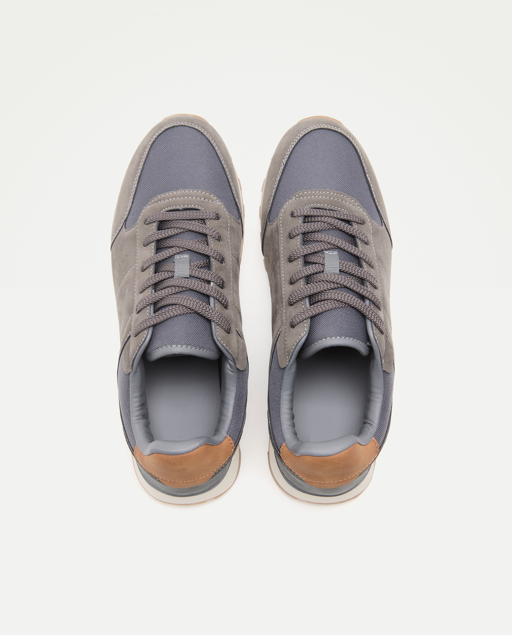 Deportivo cordones con piso de eva y goma Gris oscuro-4