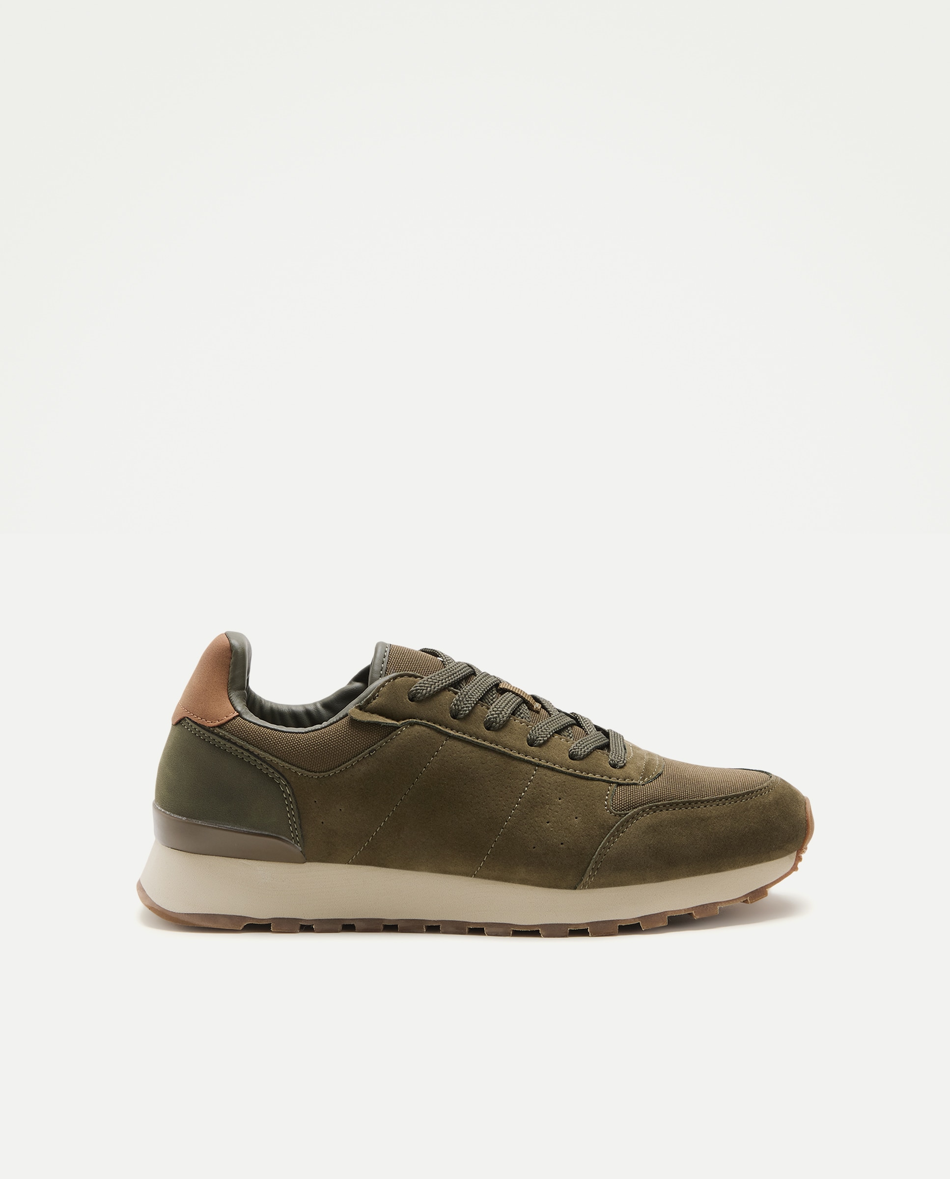 Imagen 0 de Deportivo cordones con piso de eva y goma