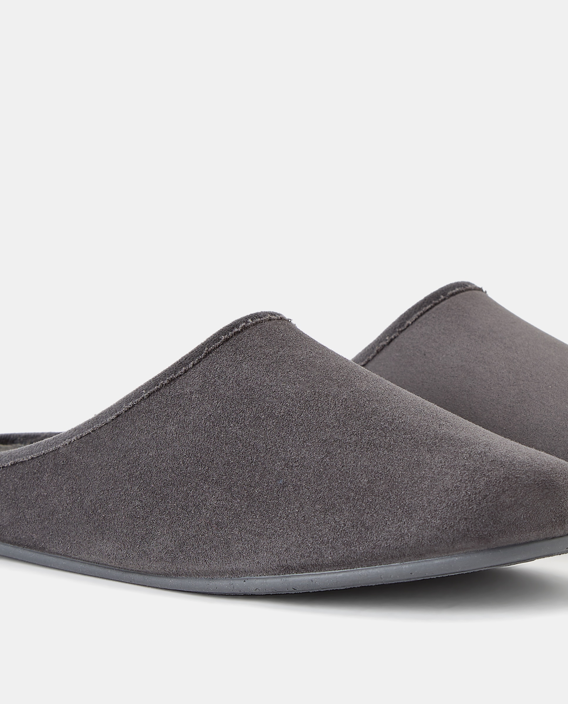 Zapatilla de casa de hombre con piso de goma 5