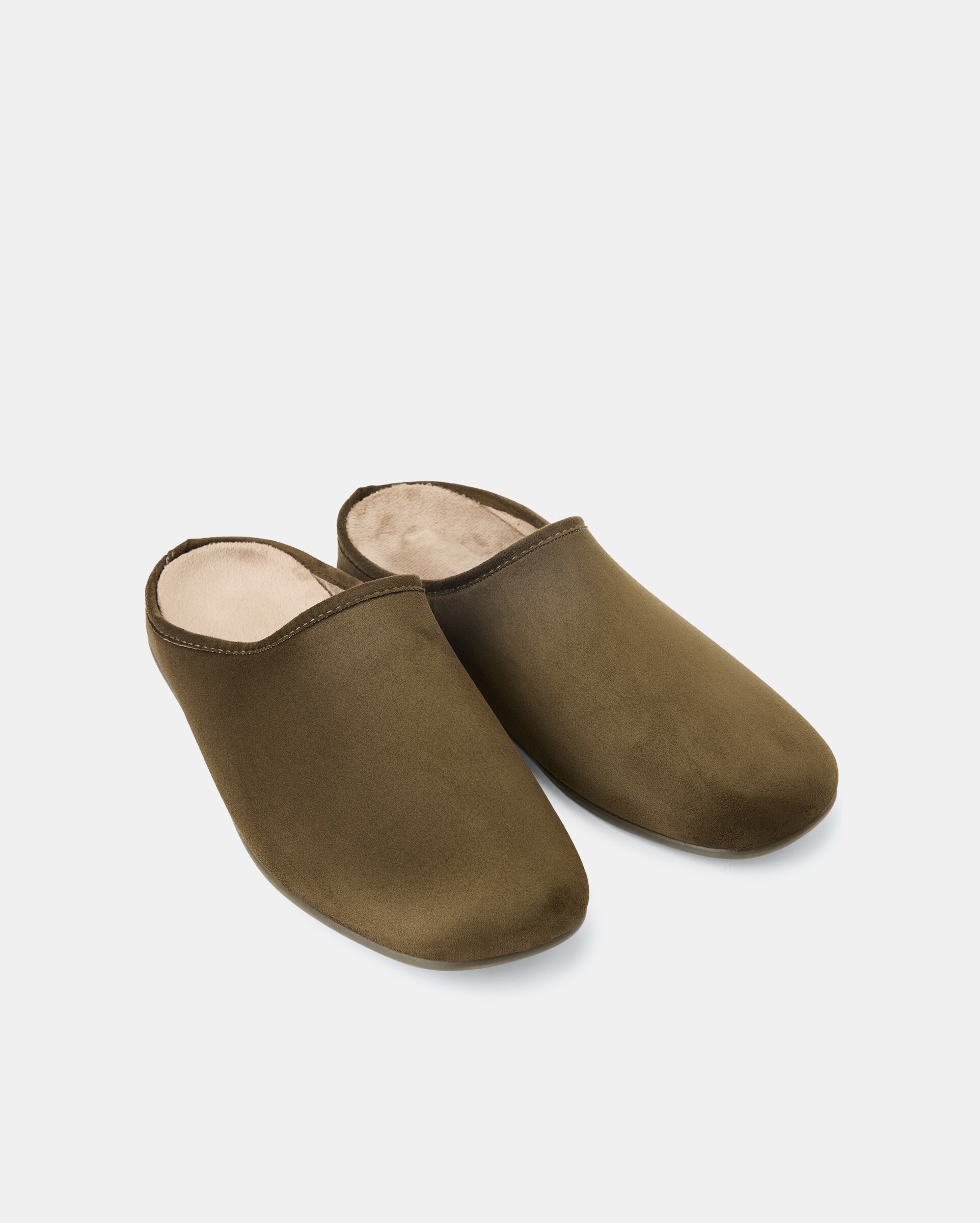 Zapatilla de casa de hombre con piso de goma 2