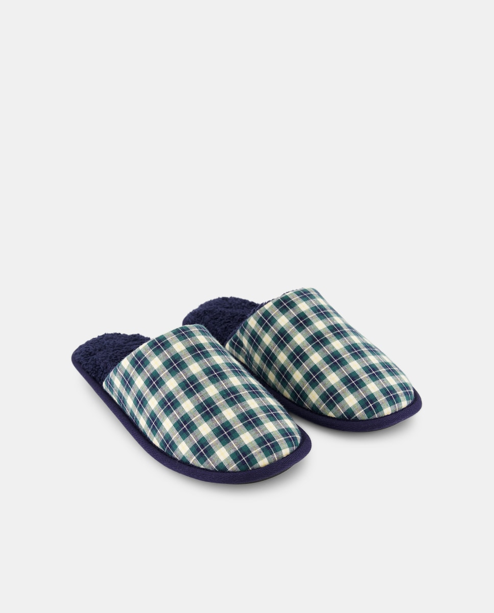 Zapatilla abierta cuadros navidad con caja de regalo 3