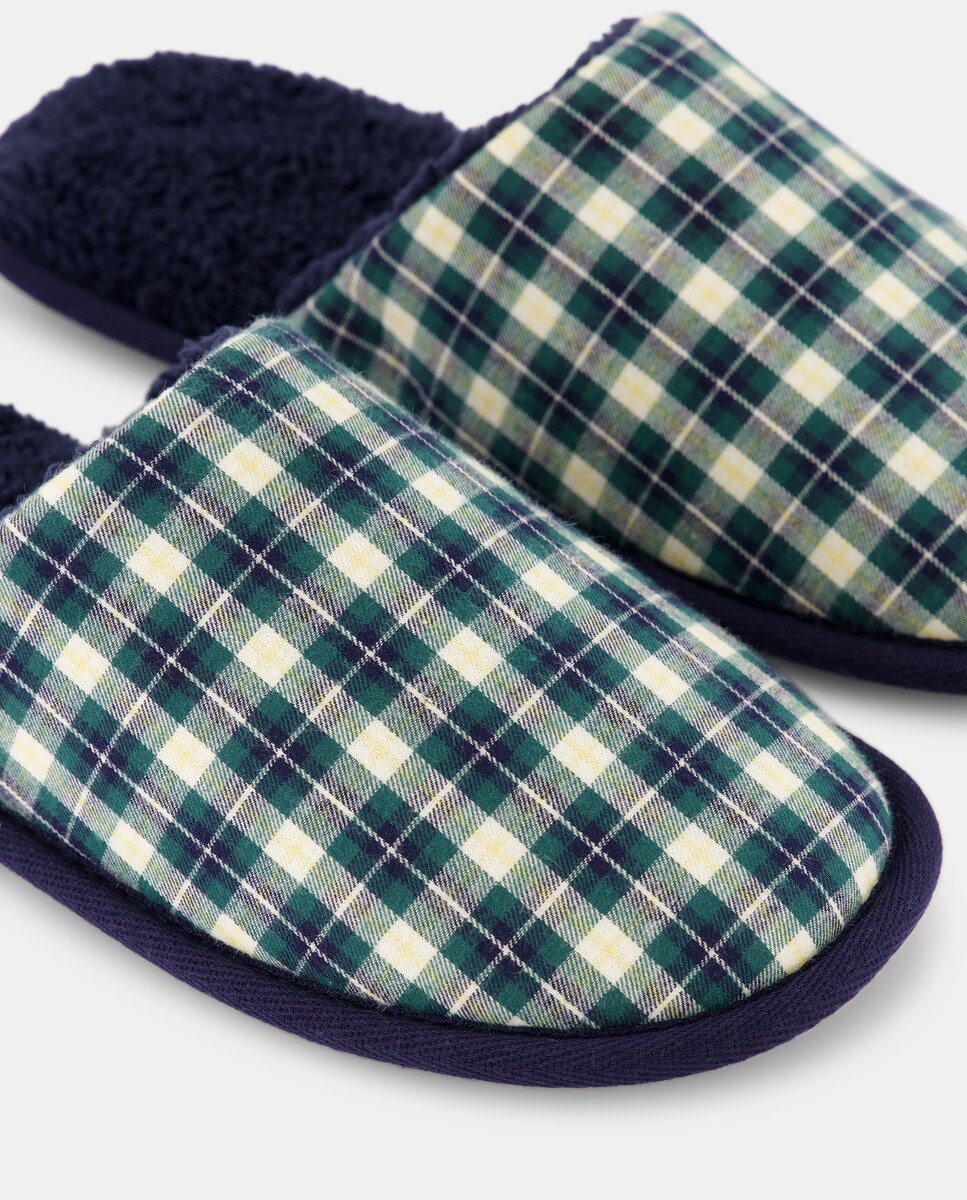 Zapatilla abierta cuadros navidad con caja de regalo 6