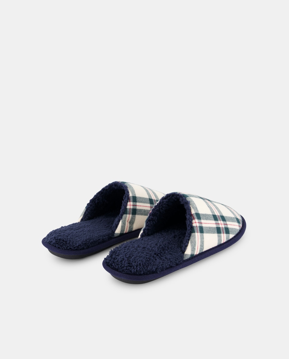 Zapatilla abierta cuadros navidad con caja de regalo 4