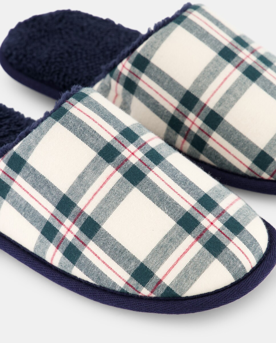 Zapatilla abierta cuadros navidad con caja de regalo 6