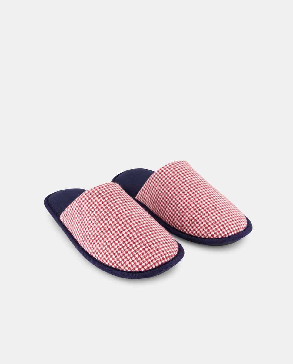 Zapatilla abierta cuadros navidad con caja de regalo 3