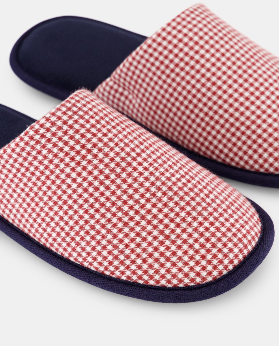 Zapatilla abierta cuadros navidad con caja de regalo 6