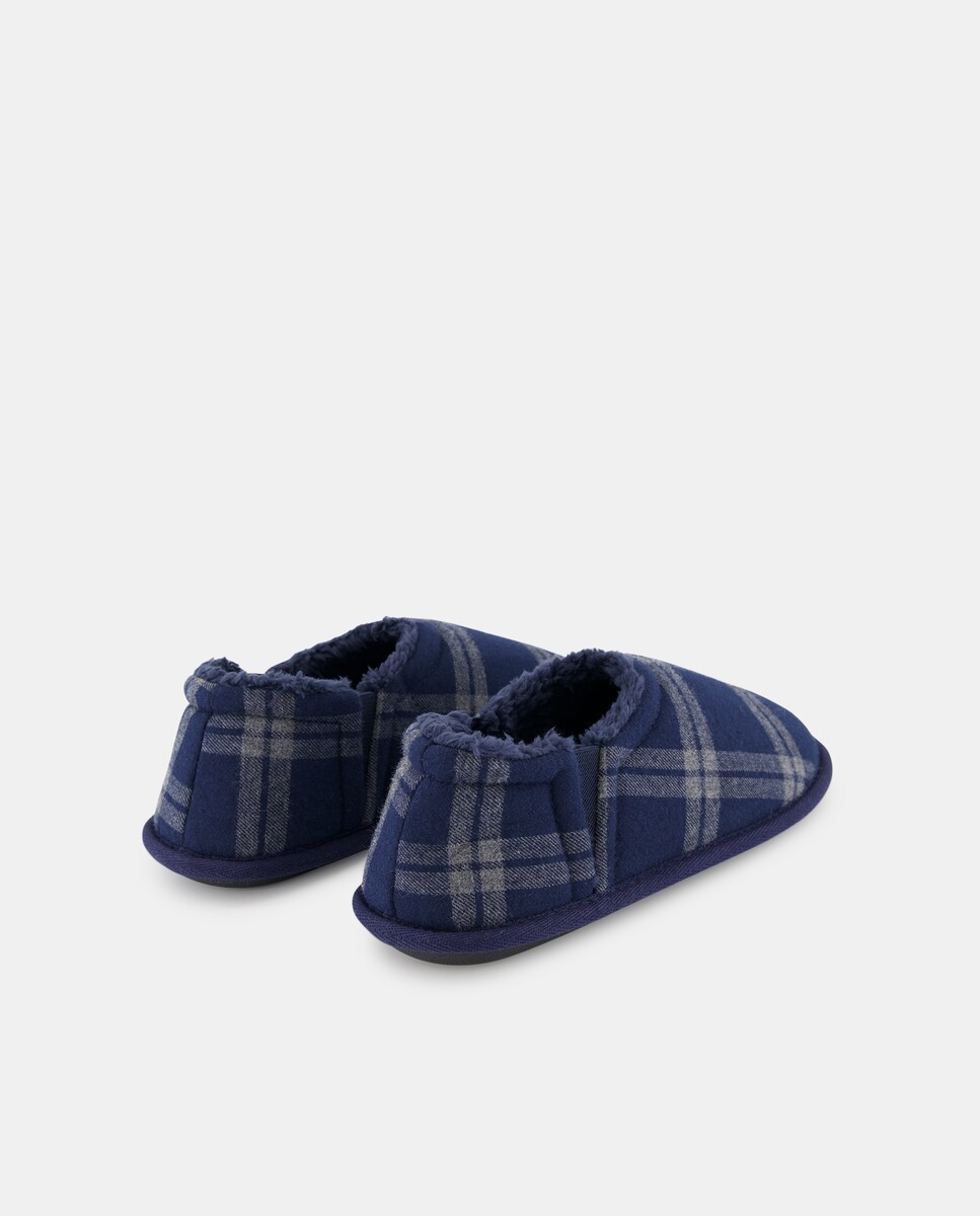 Zapatilla abierta cuadros navidad con caja de regalo 4