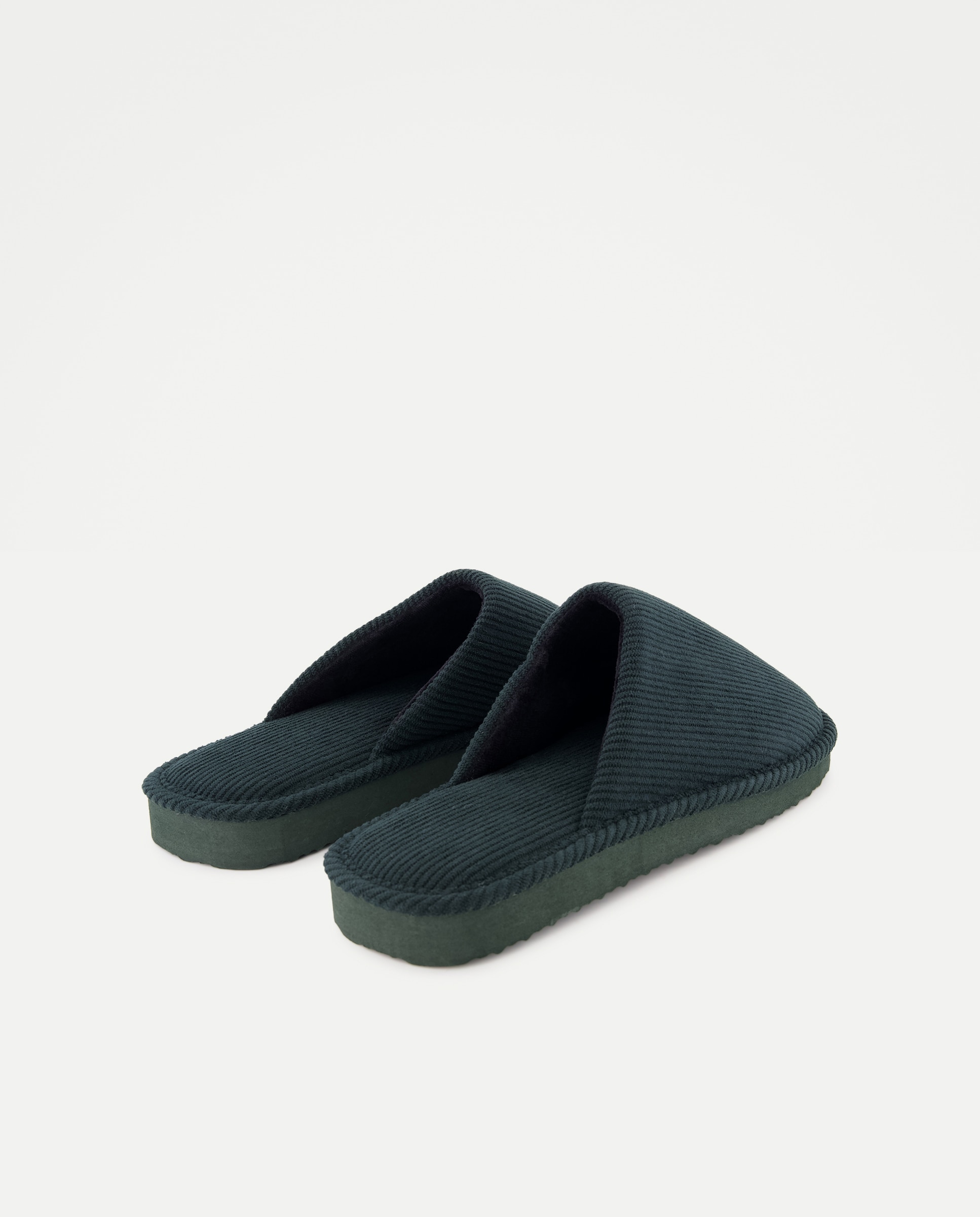 Zapatilla de hombre abierta de pana con piso ligero 530 Verde oscuro-3