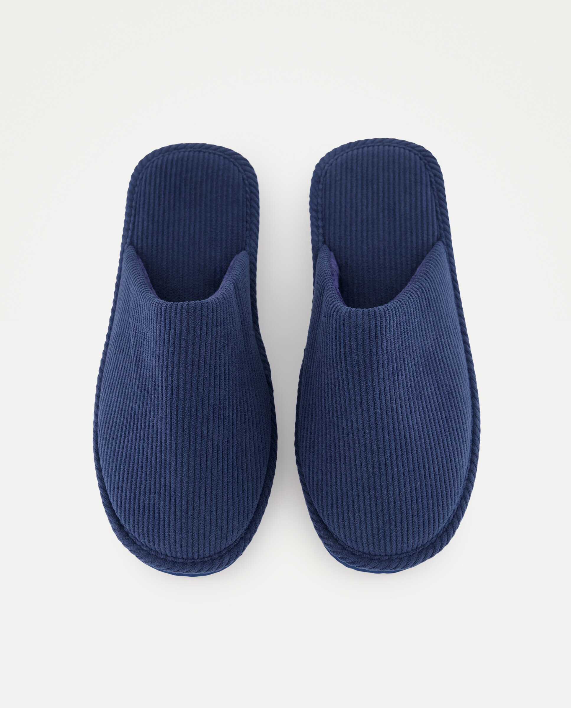 Zapatilla de hombre abierta de pana con piso ligero 400 Azul-4