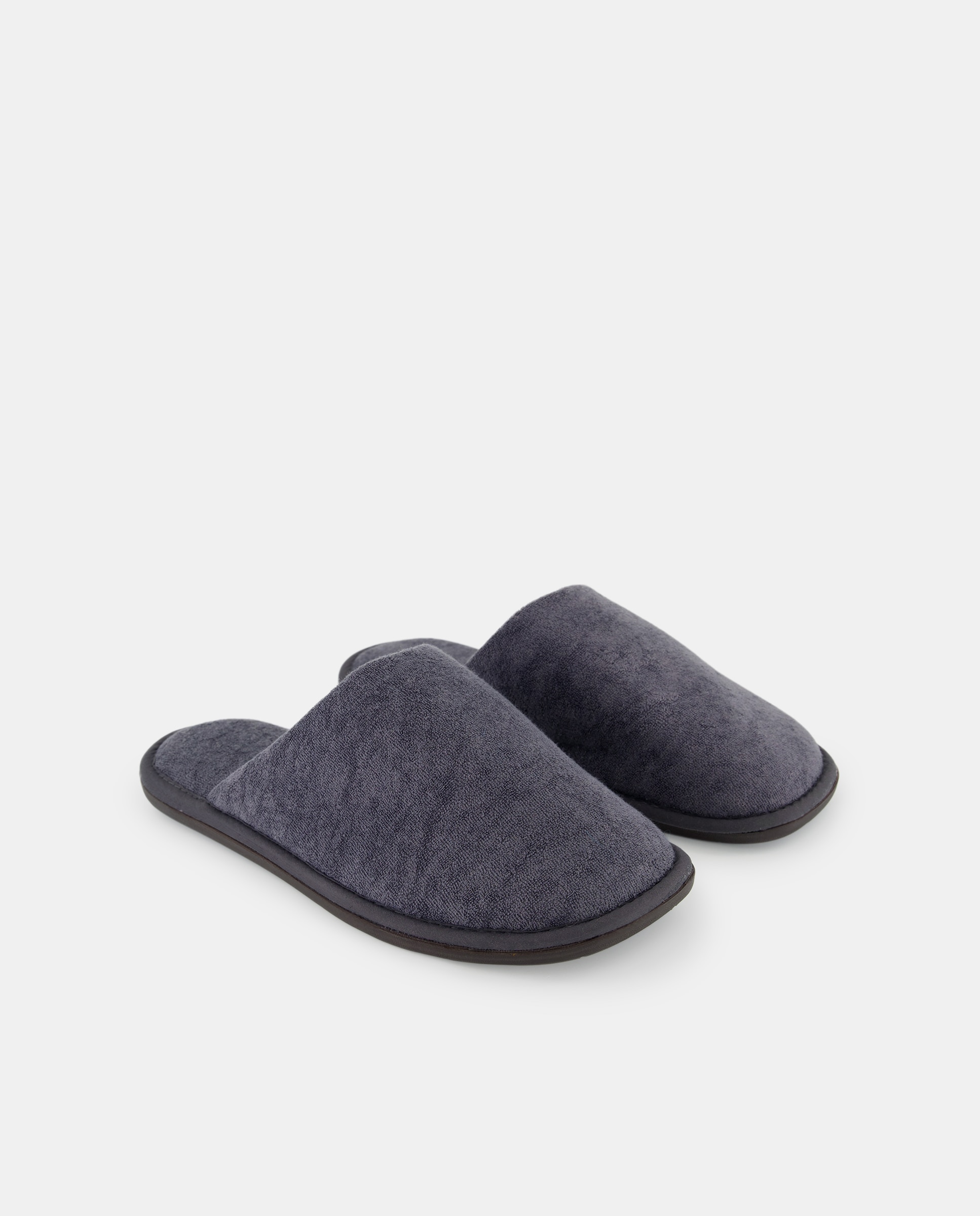 Zapatilla rizo con piso de goma Gris-2