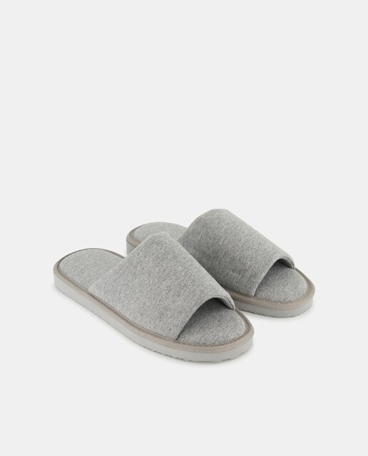 Zapatilla jersey con piso ligero