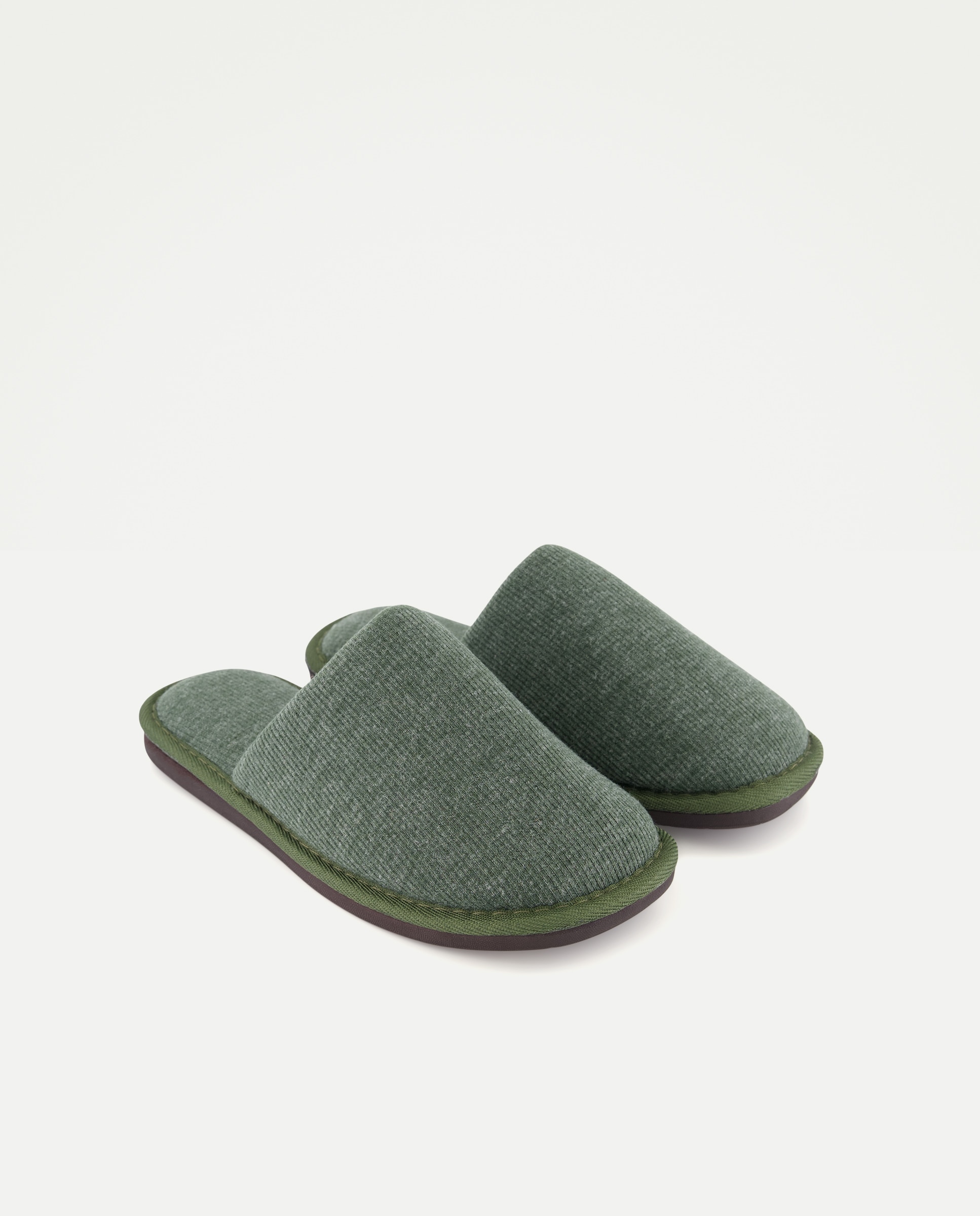 Zapatilla jersey con piso de goma Verde-2
