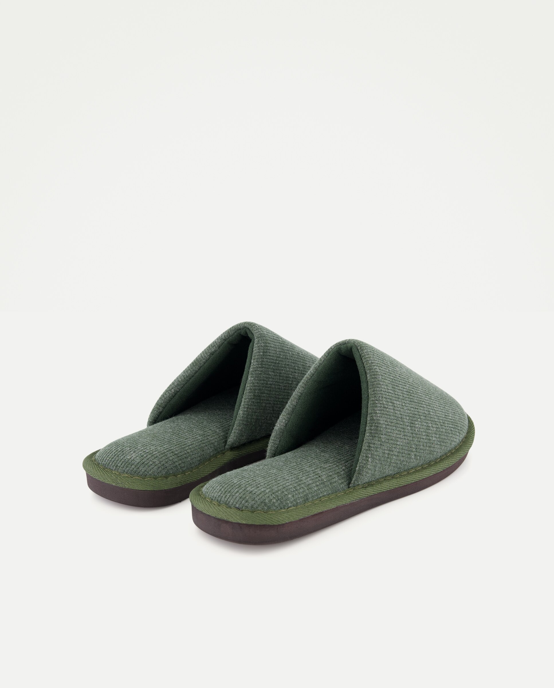 Zapatilla jersey con piso de goma Verde-3