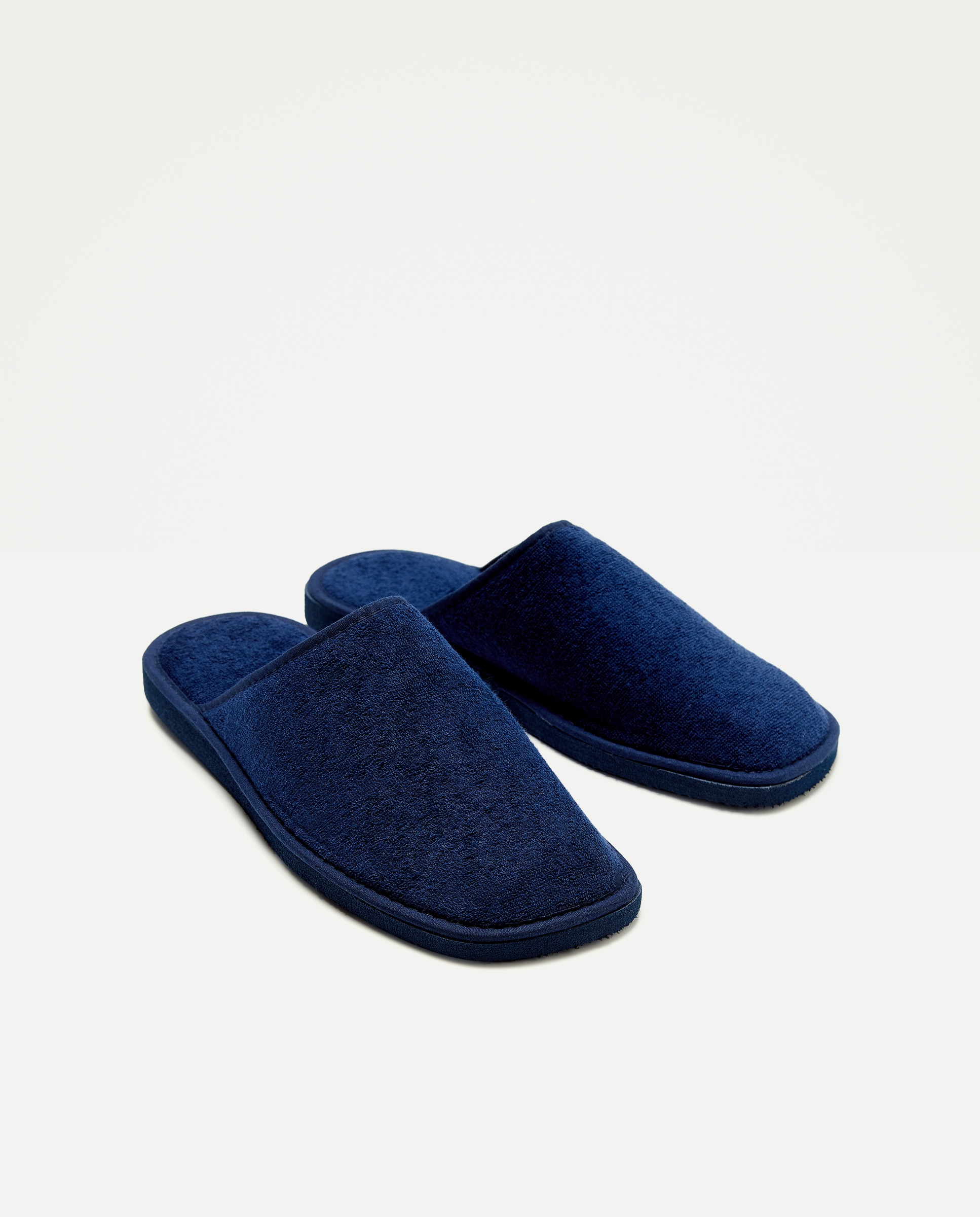 Zapatilla rizo con piso de goma ligero Azul marino-2