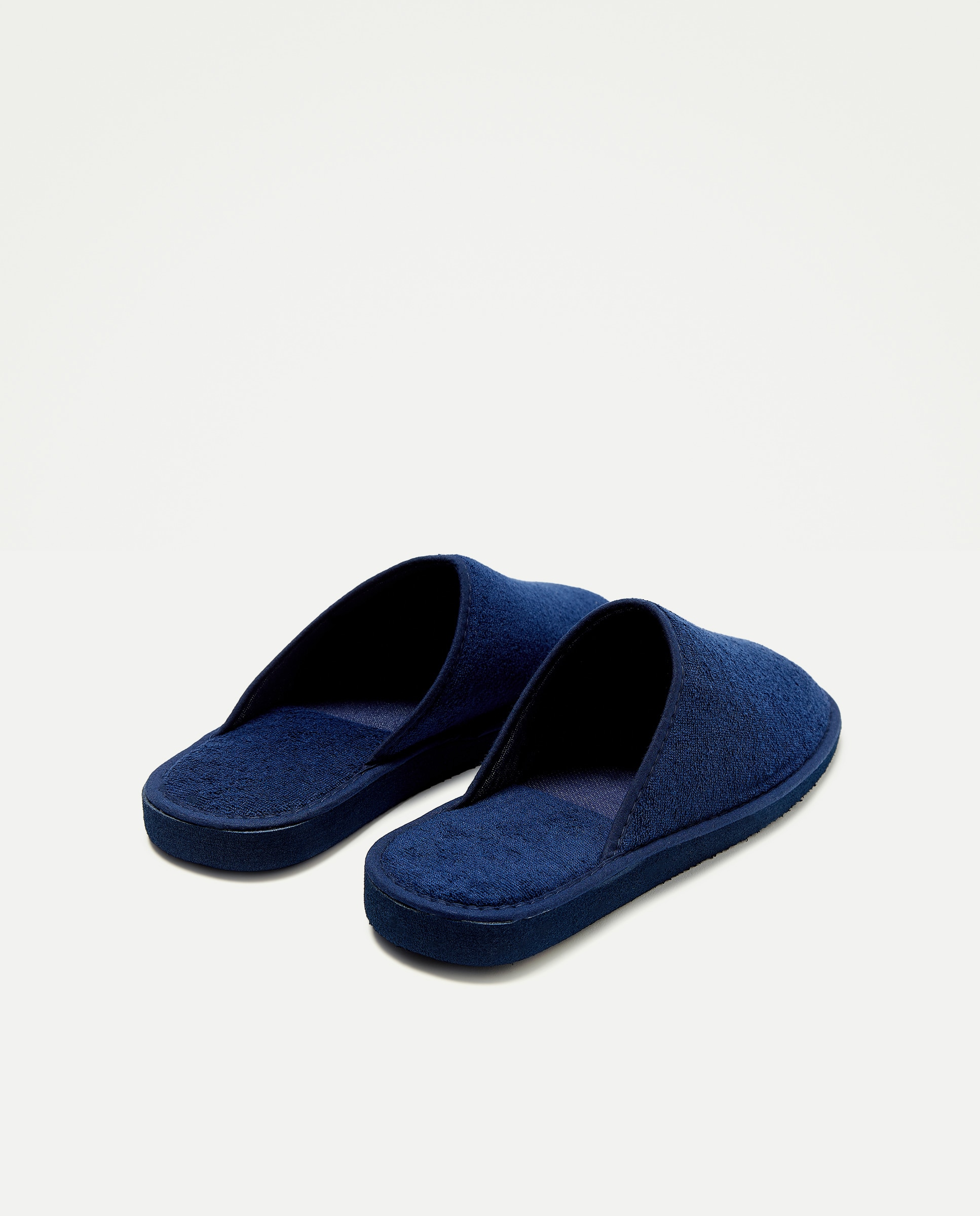 Zapatilla rizo con piso de goma ligero Azul marino-3