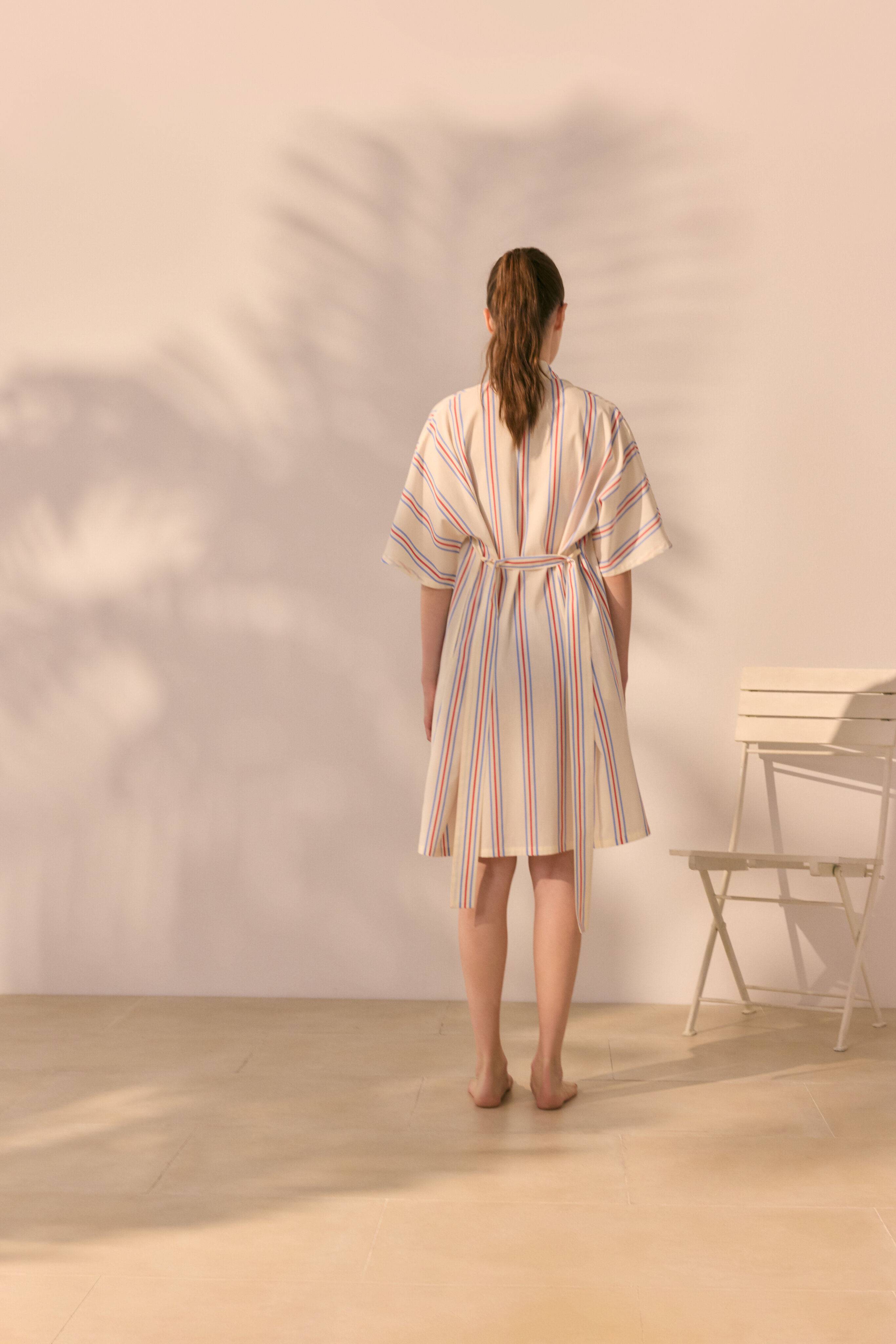 Robe com Cinto e Riscas Tecidas Branco-3