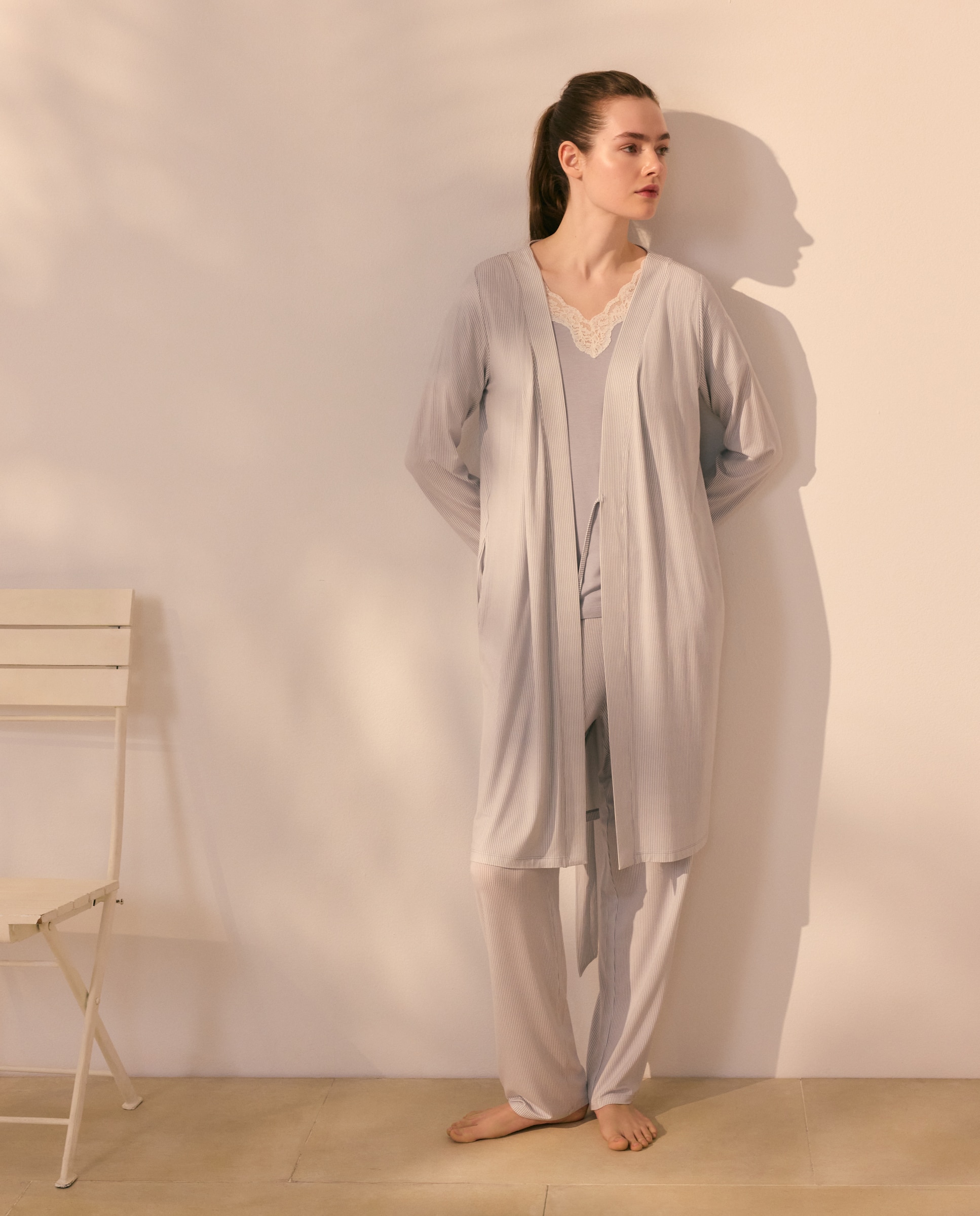 Imagem 0 de Robe Estampado às Riscas