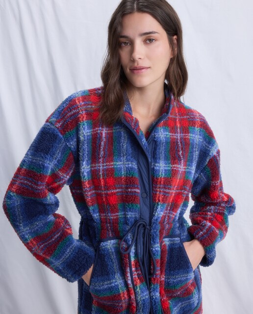 Bata de mujer de cuadros con botones