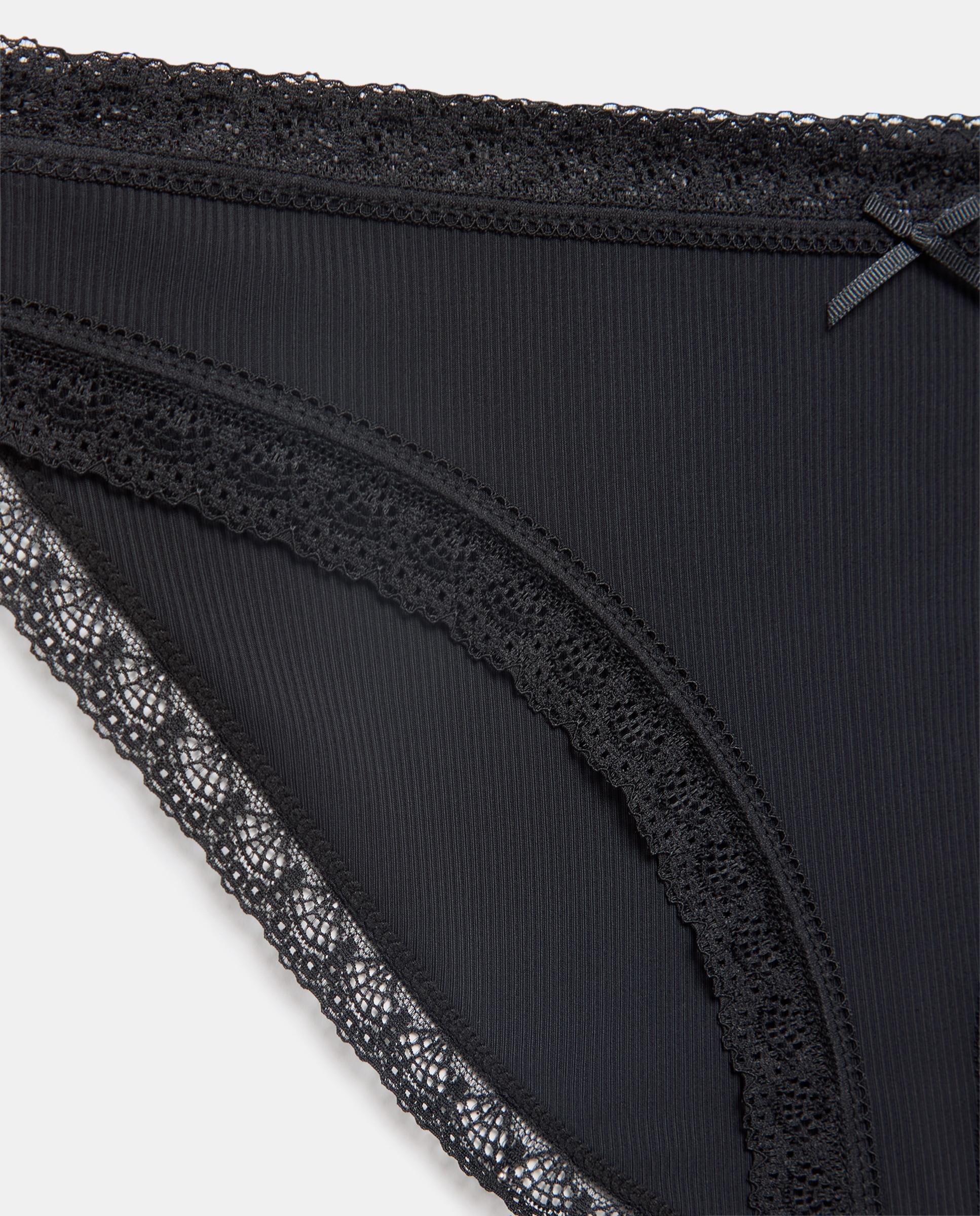 Cueca canelada 800 Preto-4