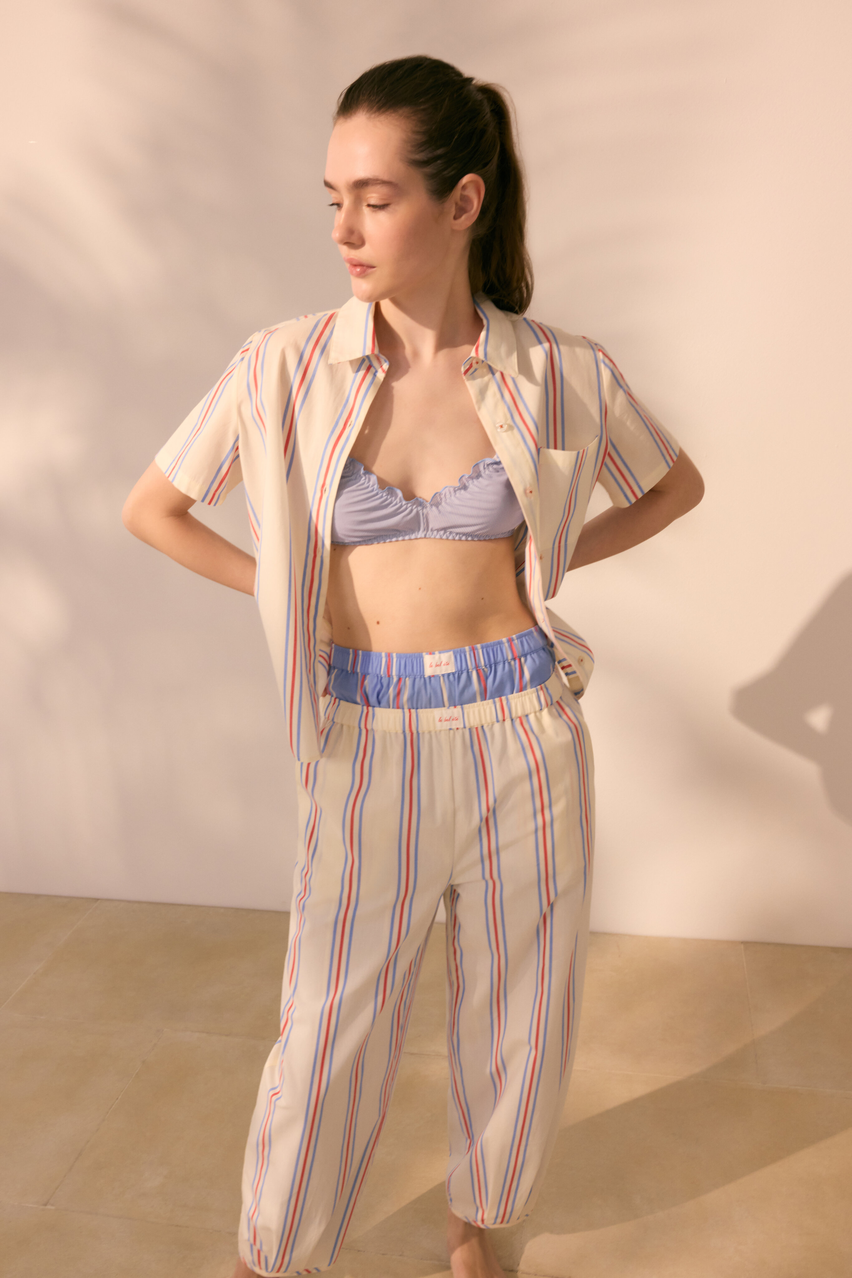 Pijama Camiseiro às Riscas Branco-4