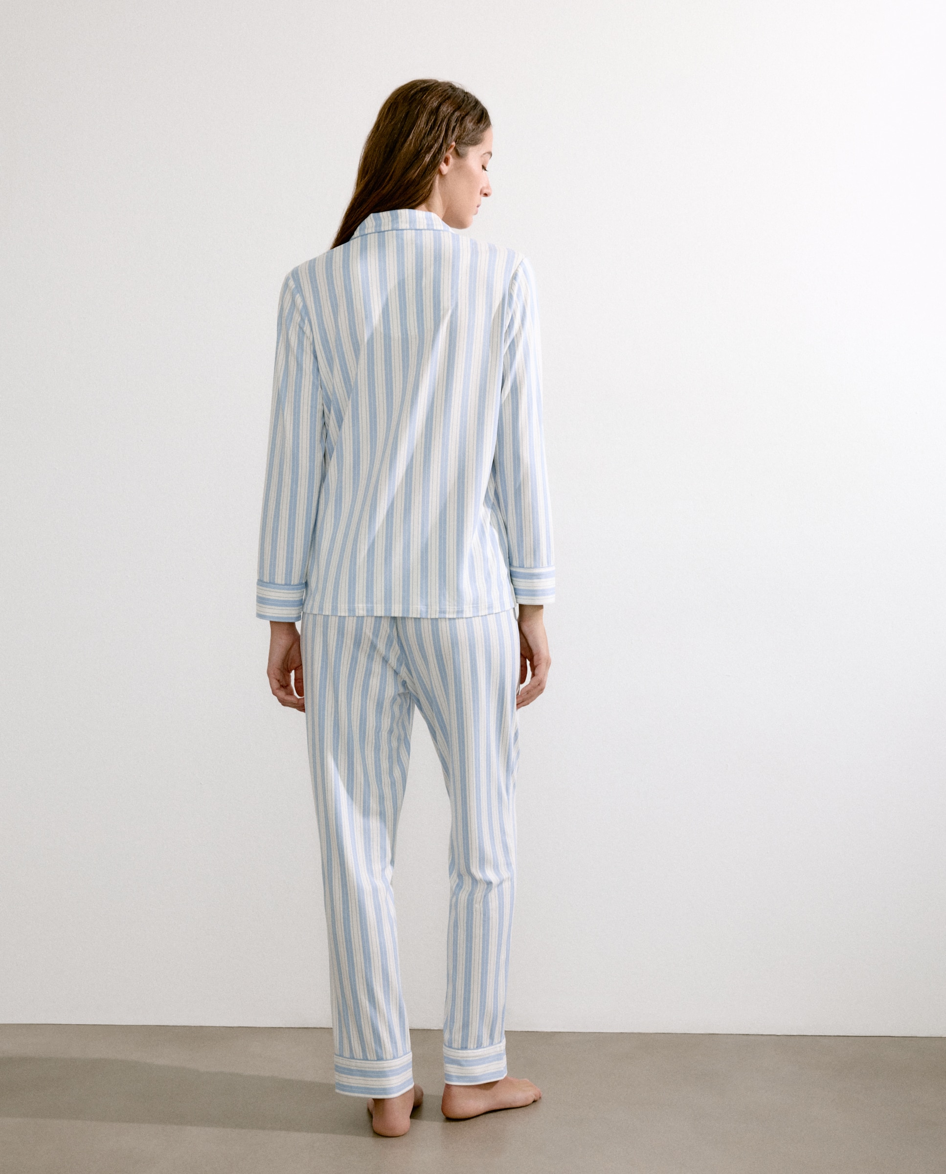 Pijama Camiseiro às Riscas 410 Azul Claro-2