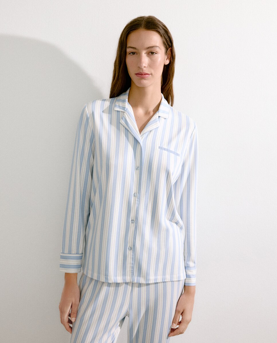 Pijama Camiseiro às Riscas 410 Azul Claro-3