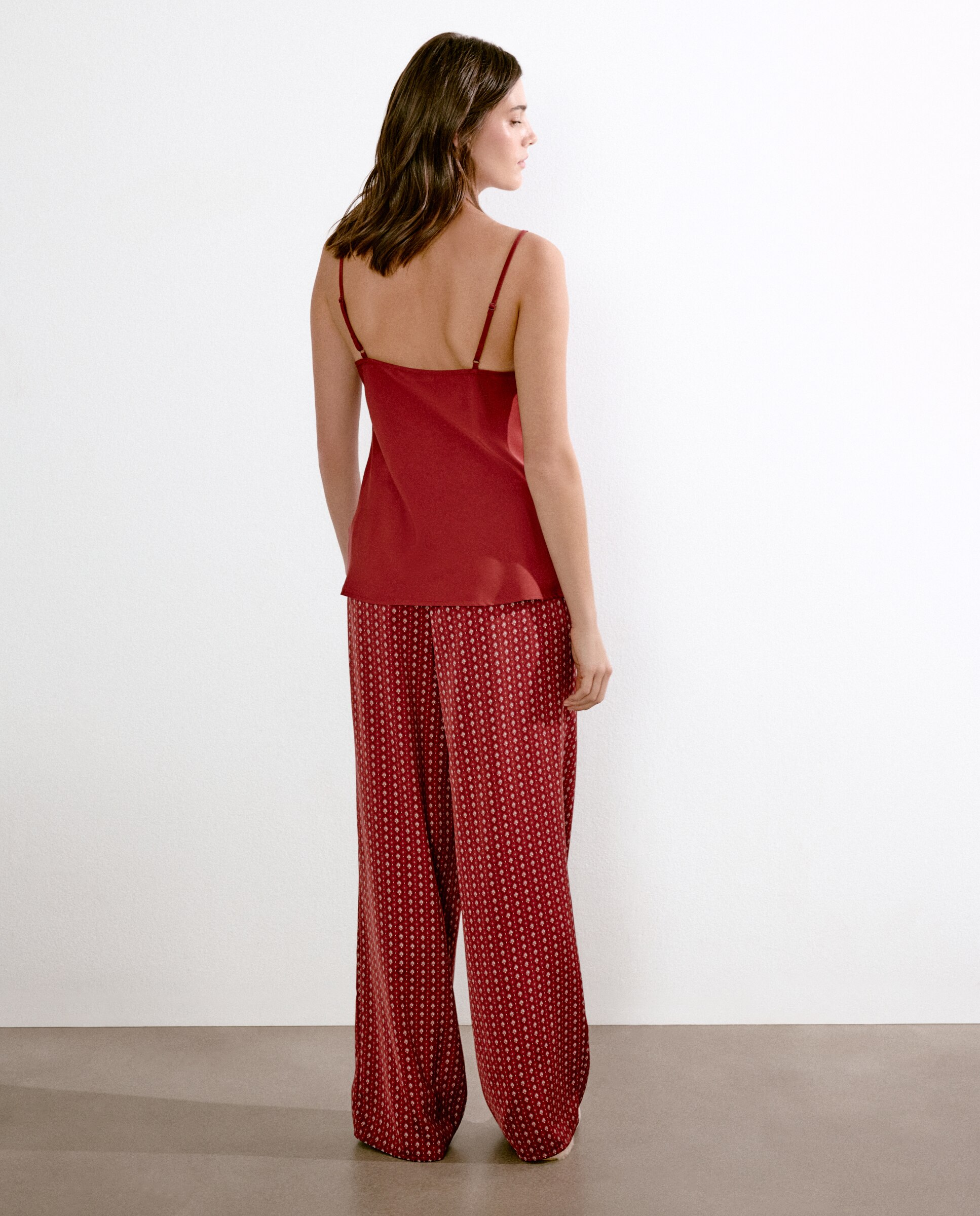 Pijama de Alças com Renda na Gola Multicolor-3