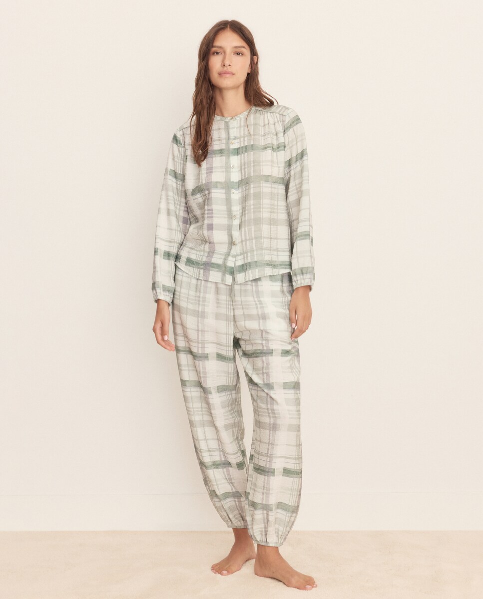 Imagen 0 de Pijama de mujer con cuello mao 820 Gris medio