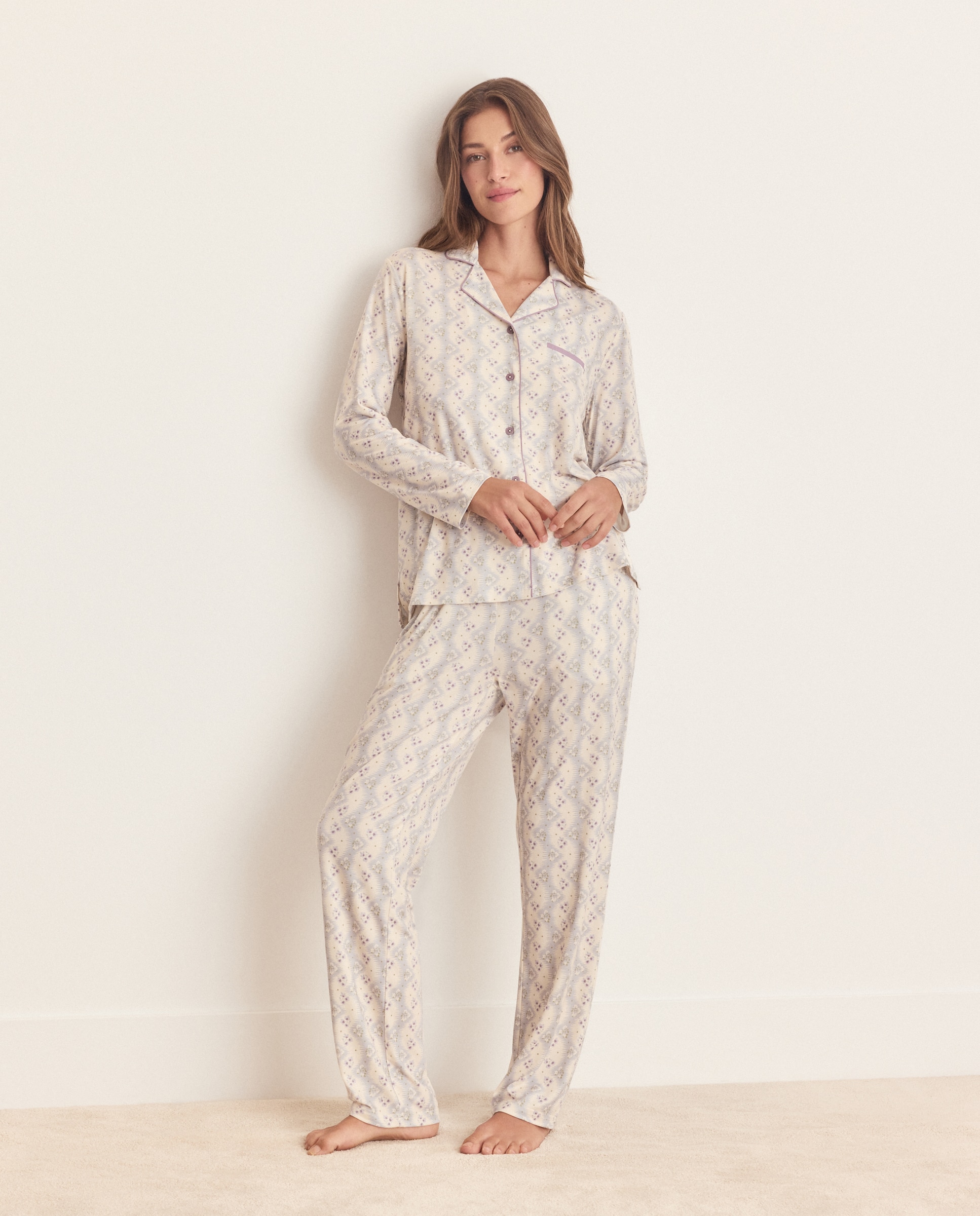 Imagen 0 de Pijama completo estampado de mujer Multicolor