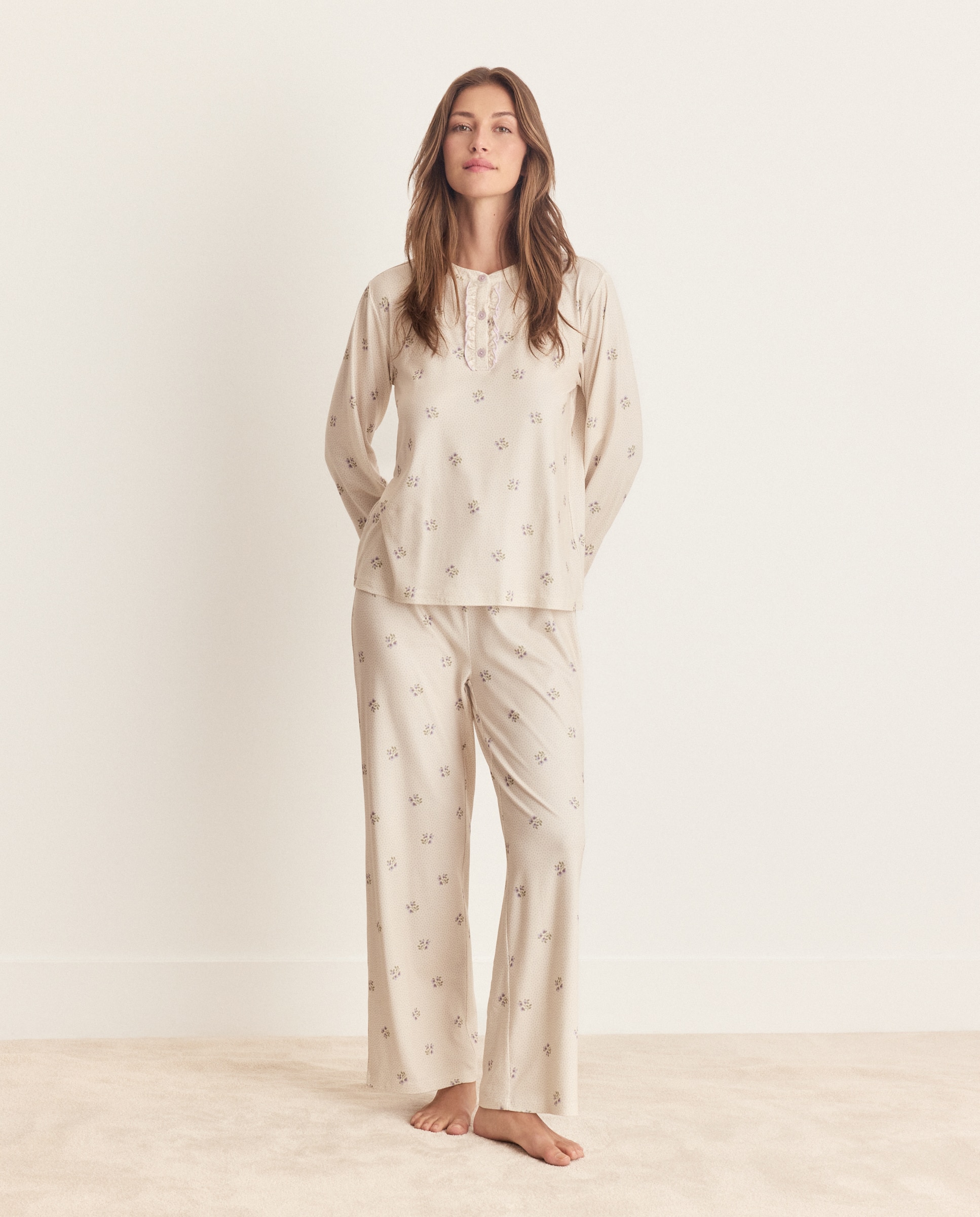 Imagen 0 de Pijama completo estampado de mujer Multicolor