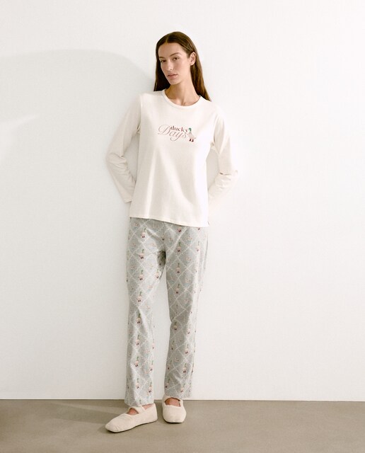 Imagem 0 de Pijama estampado