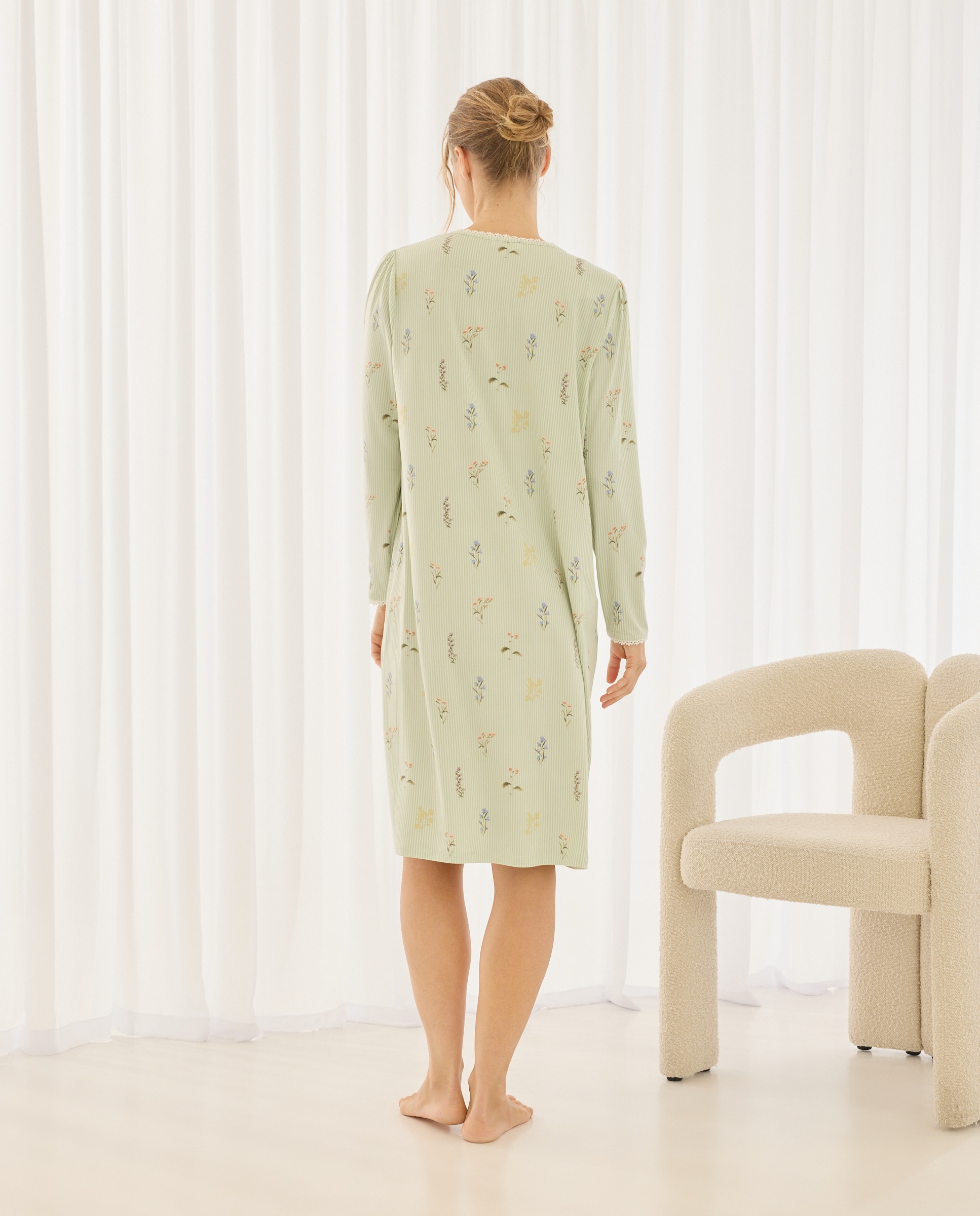 Camisa de Dormir com Estampado Floral e Carcela Multicolor-2