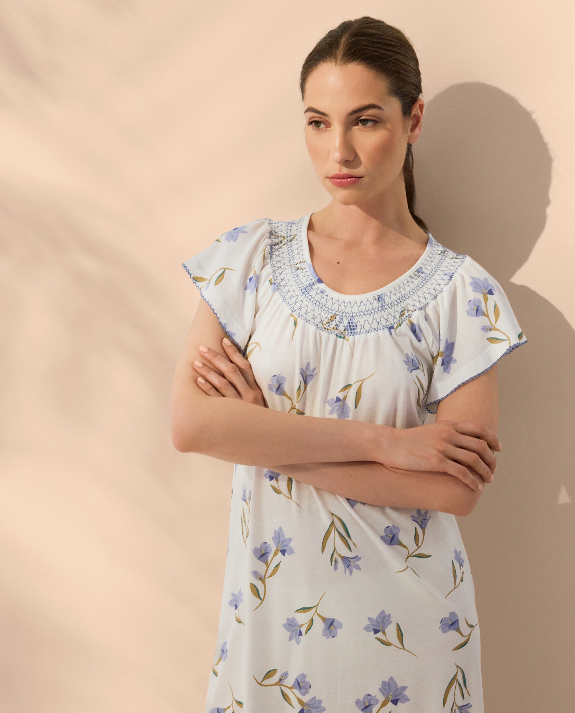Camisa de Dormir com Decote Redondo e Malha Smock Estampada Branco-2