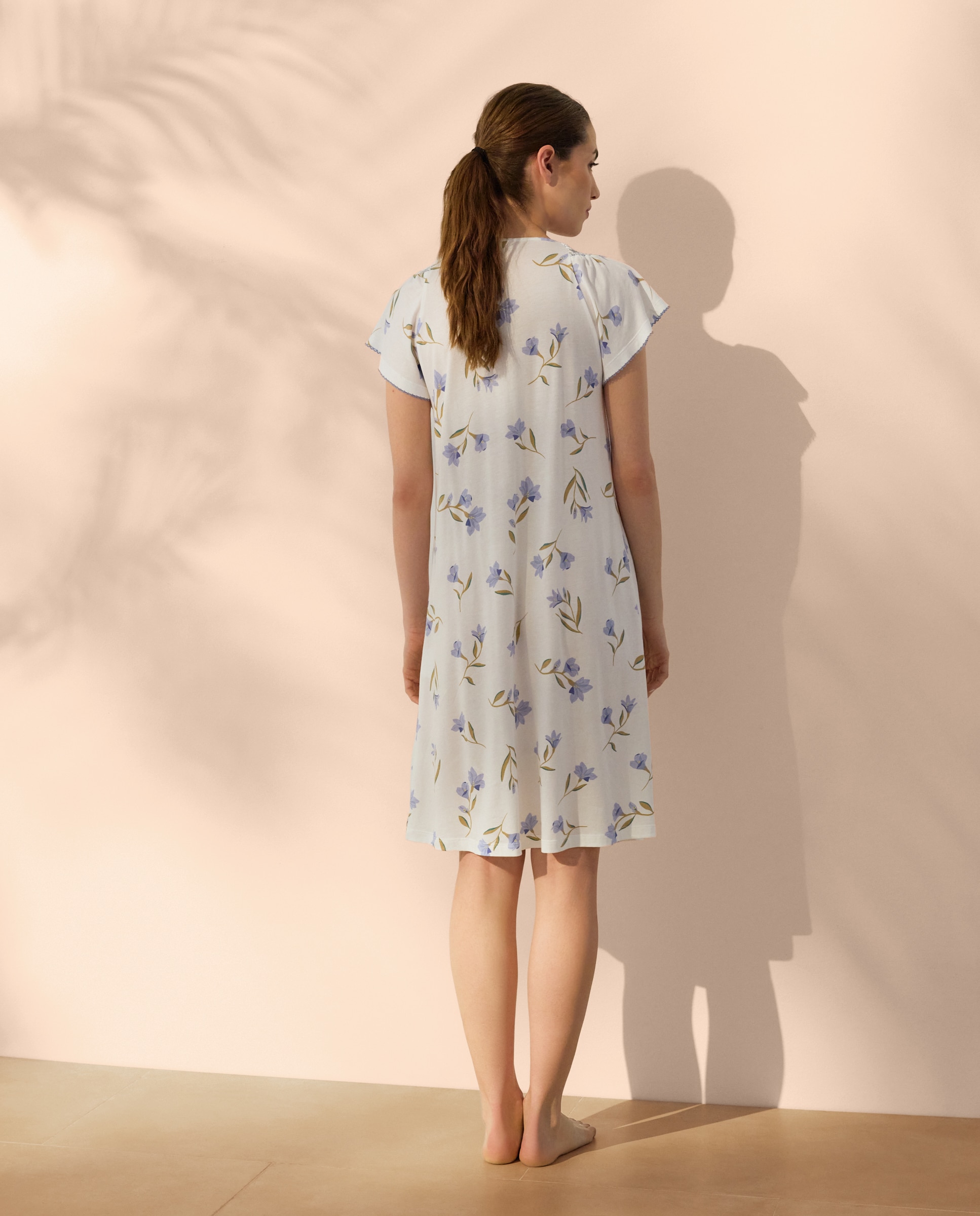 Camisa de Dormir com Decote Redondo e Malha Smock Estampada Branco-3