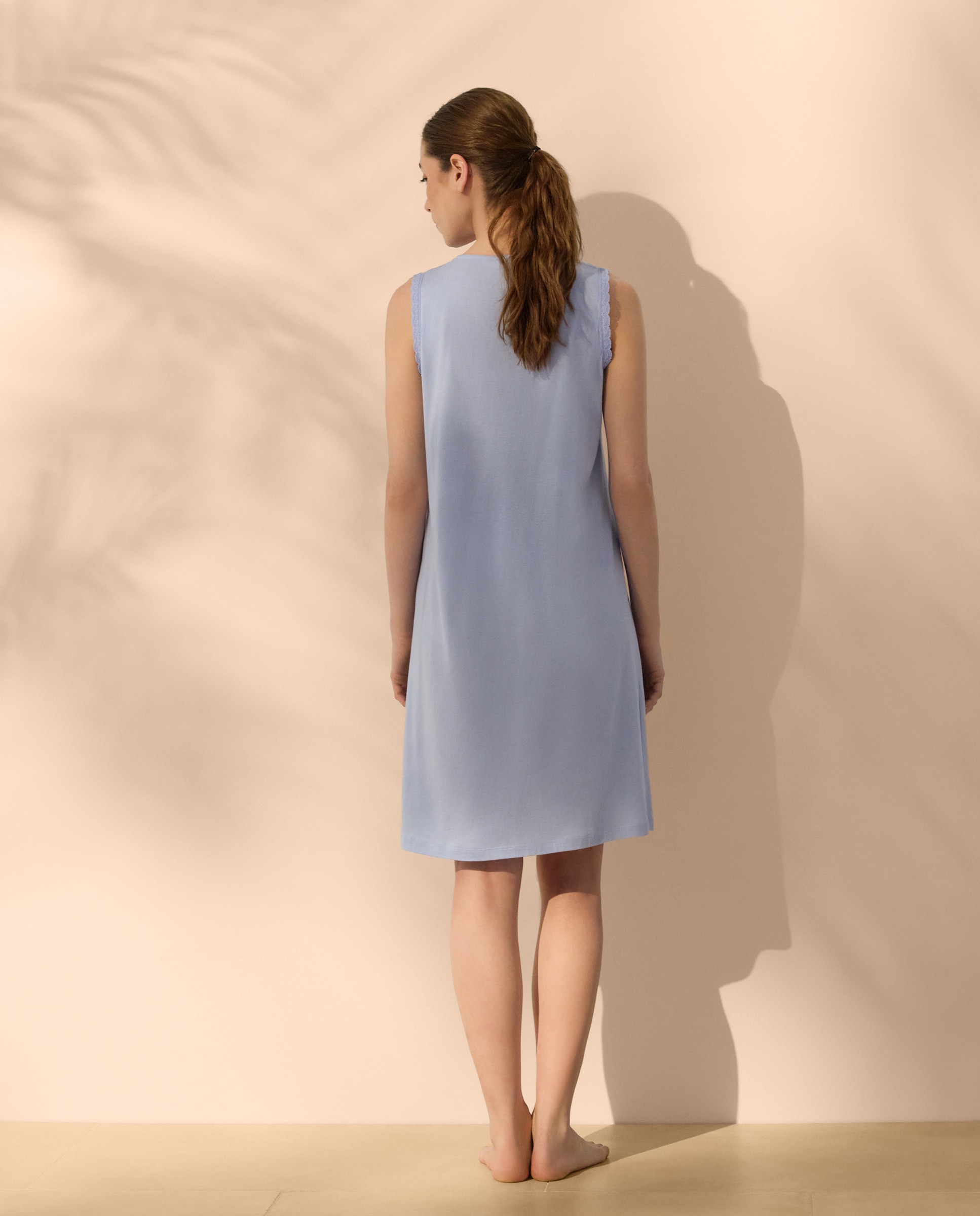 Camisa de Dormir Lisa com Bordados e Renda 400 Azul-3
