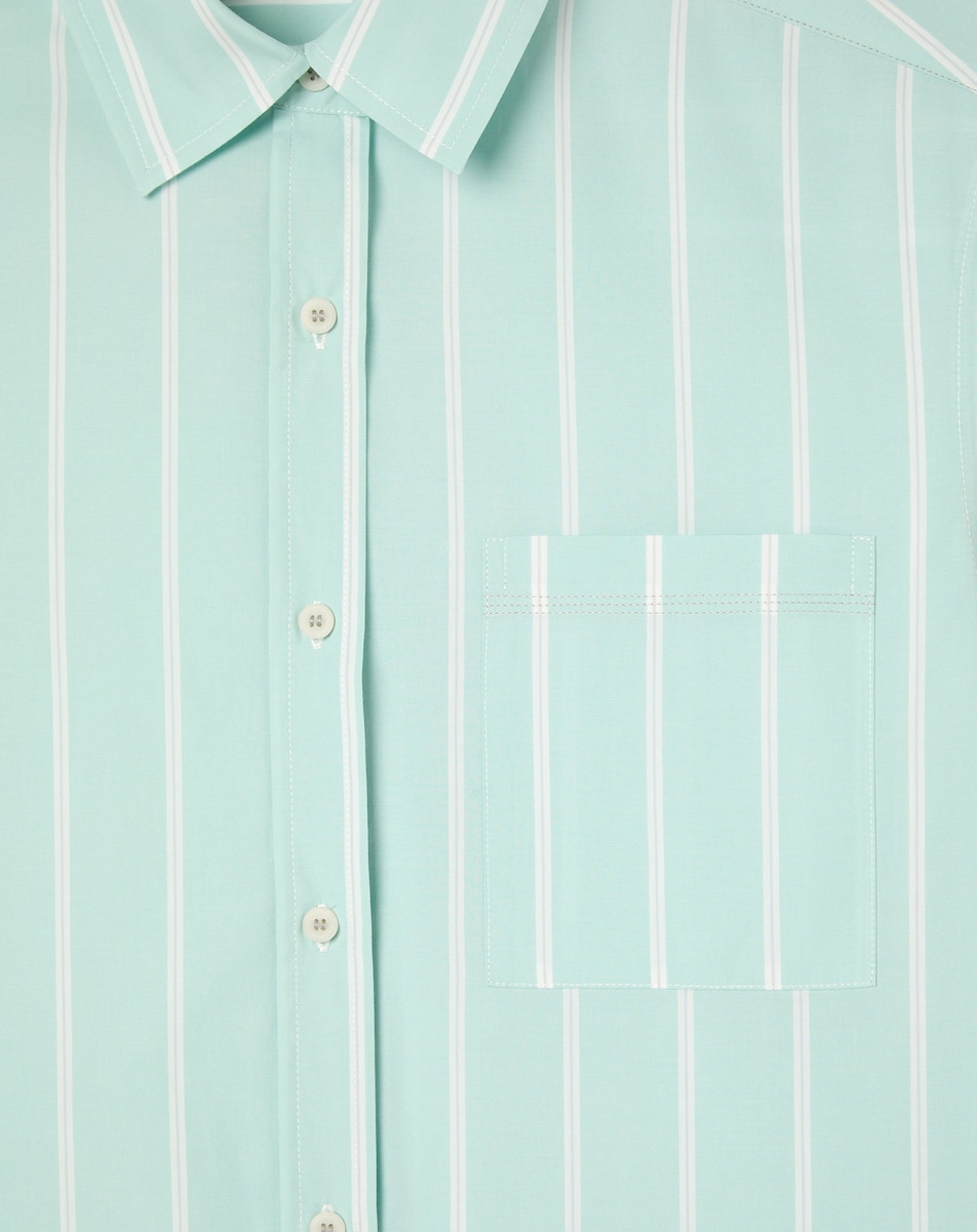 Camisa Aberta com Detalhe de Bolso Verde-4