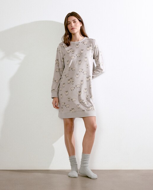 Imagen 0 de Camisòn estampado de mujer