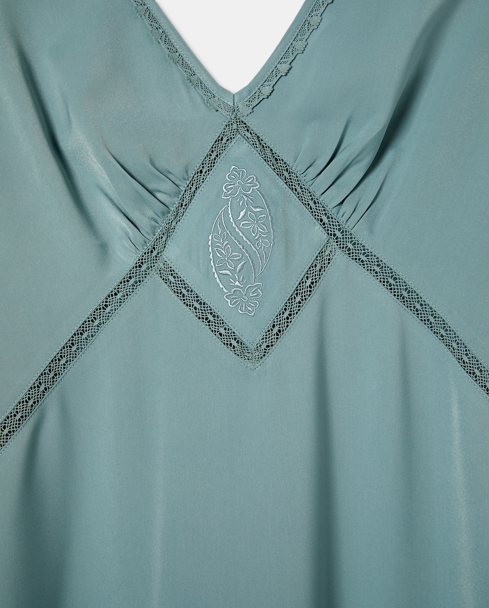 Camisa de Dormir com Detalhe Floral e sem Mangas 582 Verde Água-4