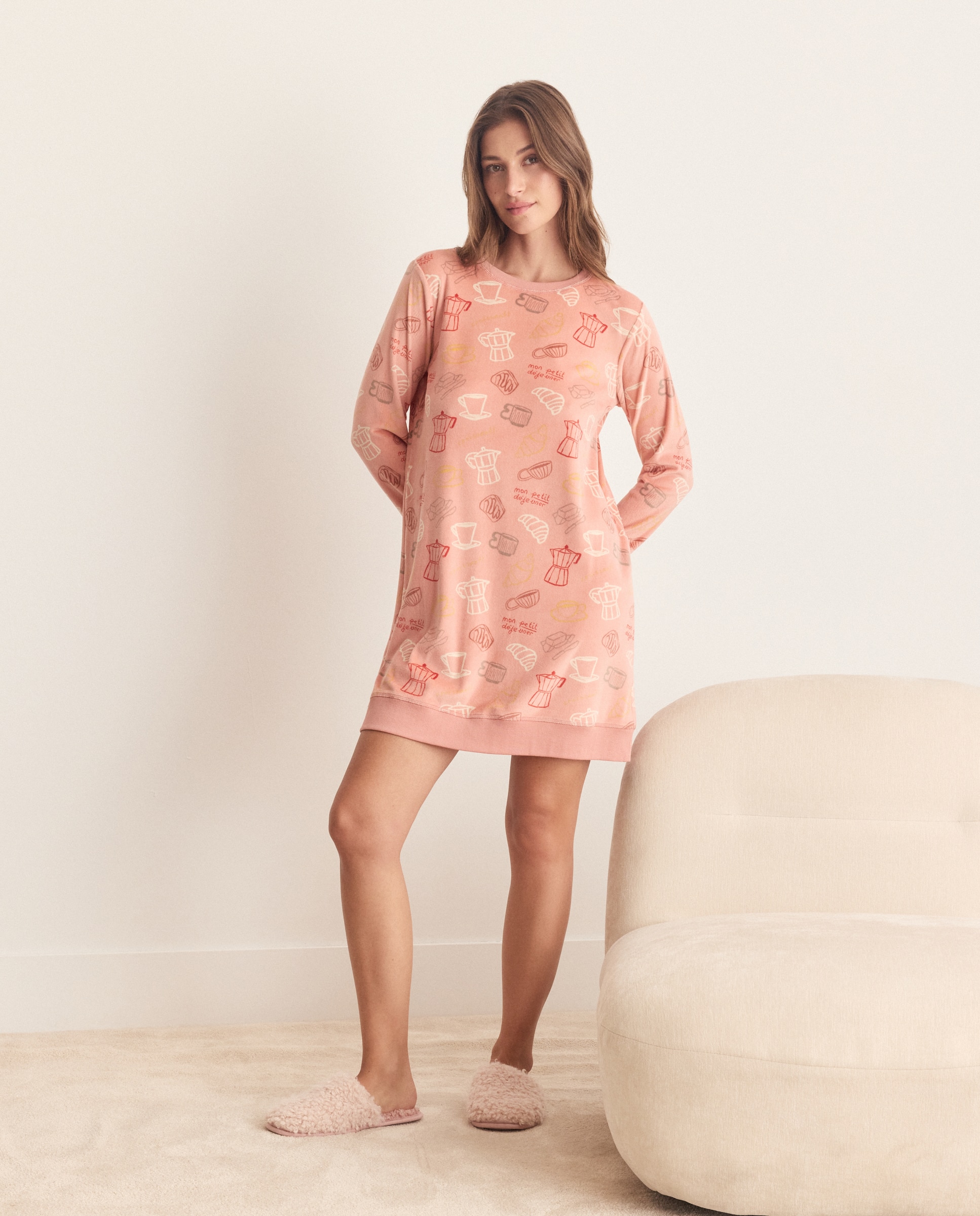 Imagen 0 de Camisón estampado de mujer Rosa