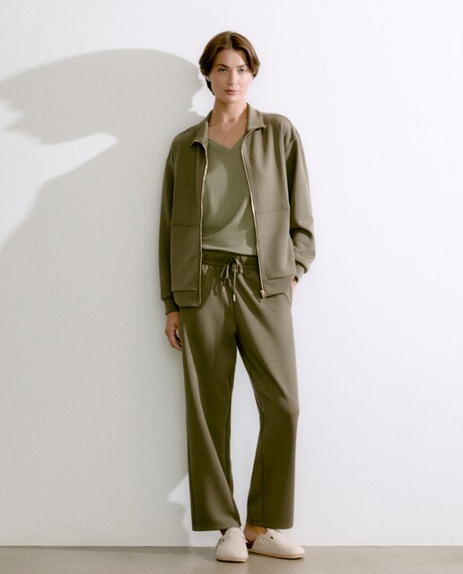 Imagen 0 de Pantalón de mujer con goma en la cintura